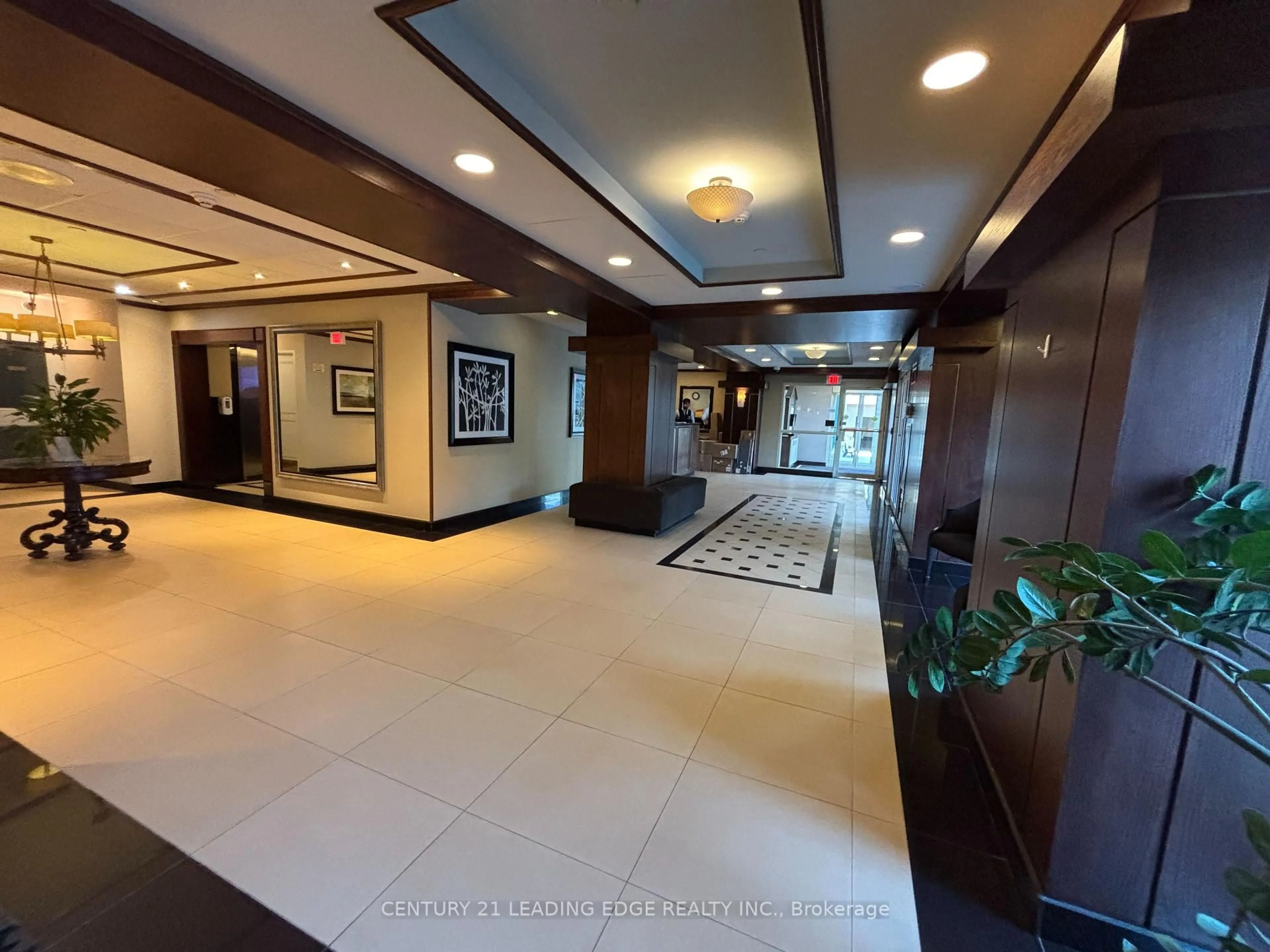 Indoor foyer for 101 Subway Cres #405, Toronto Ontario M9B 6K4