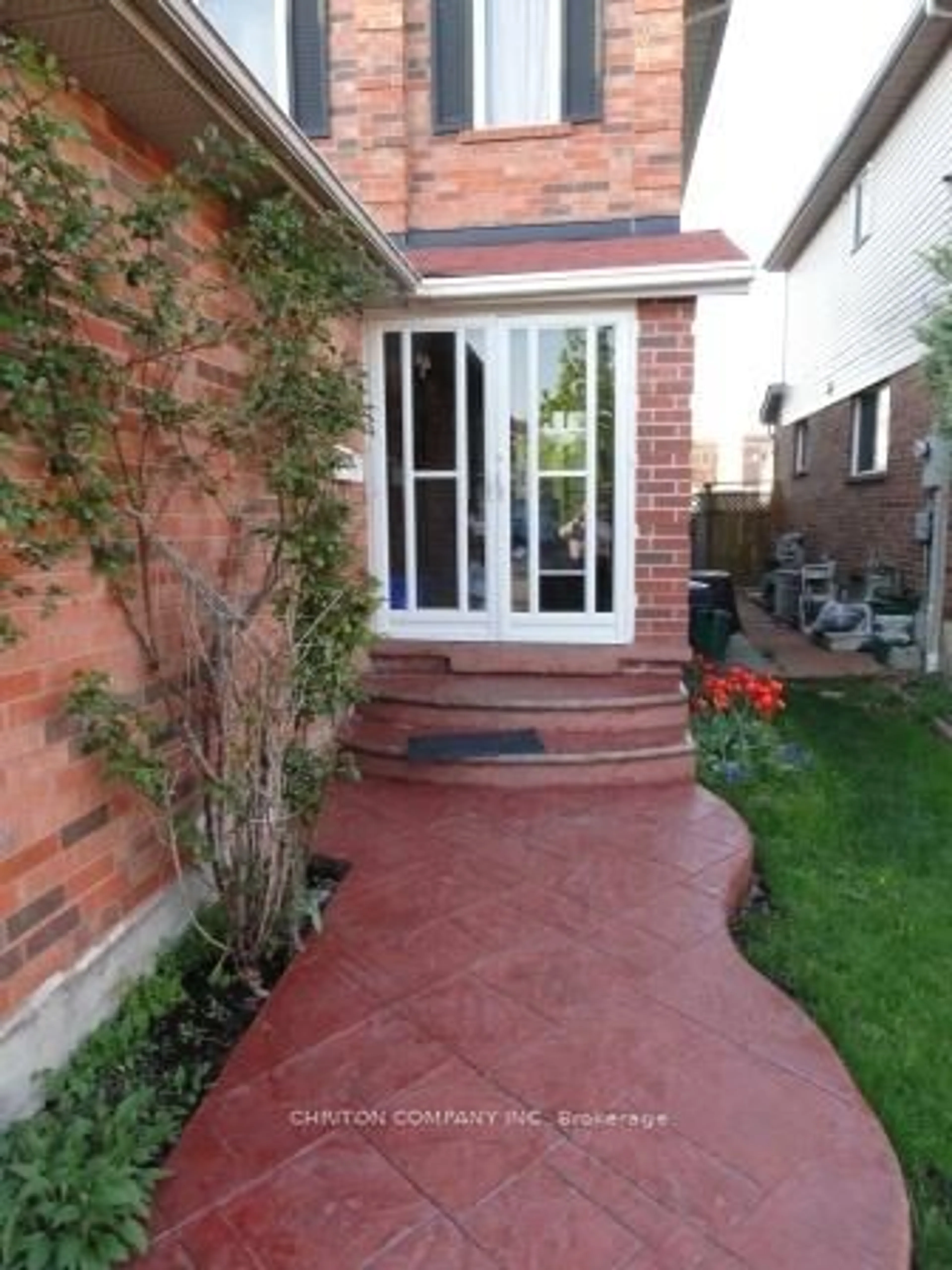 Home with brick exterior material, street for 4523 Donegal Dr, Mississauga Ontario L5M 4H1