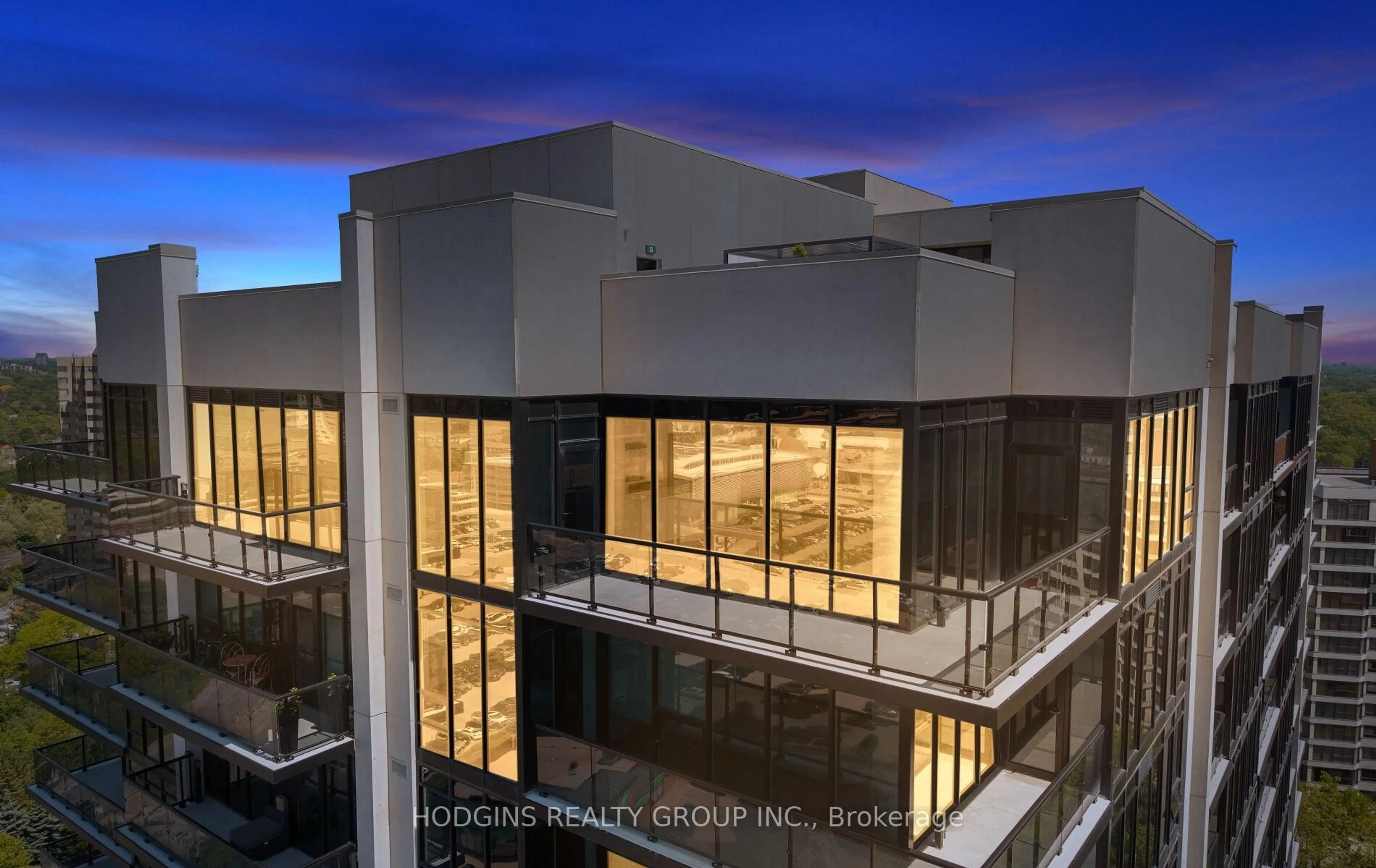 Indoor foyer for 1035 Southdown Rd #Upper Penthouse 2007, Mississauga Ontario L5J 0A2