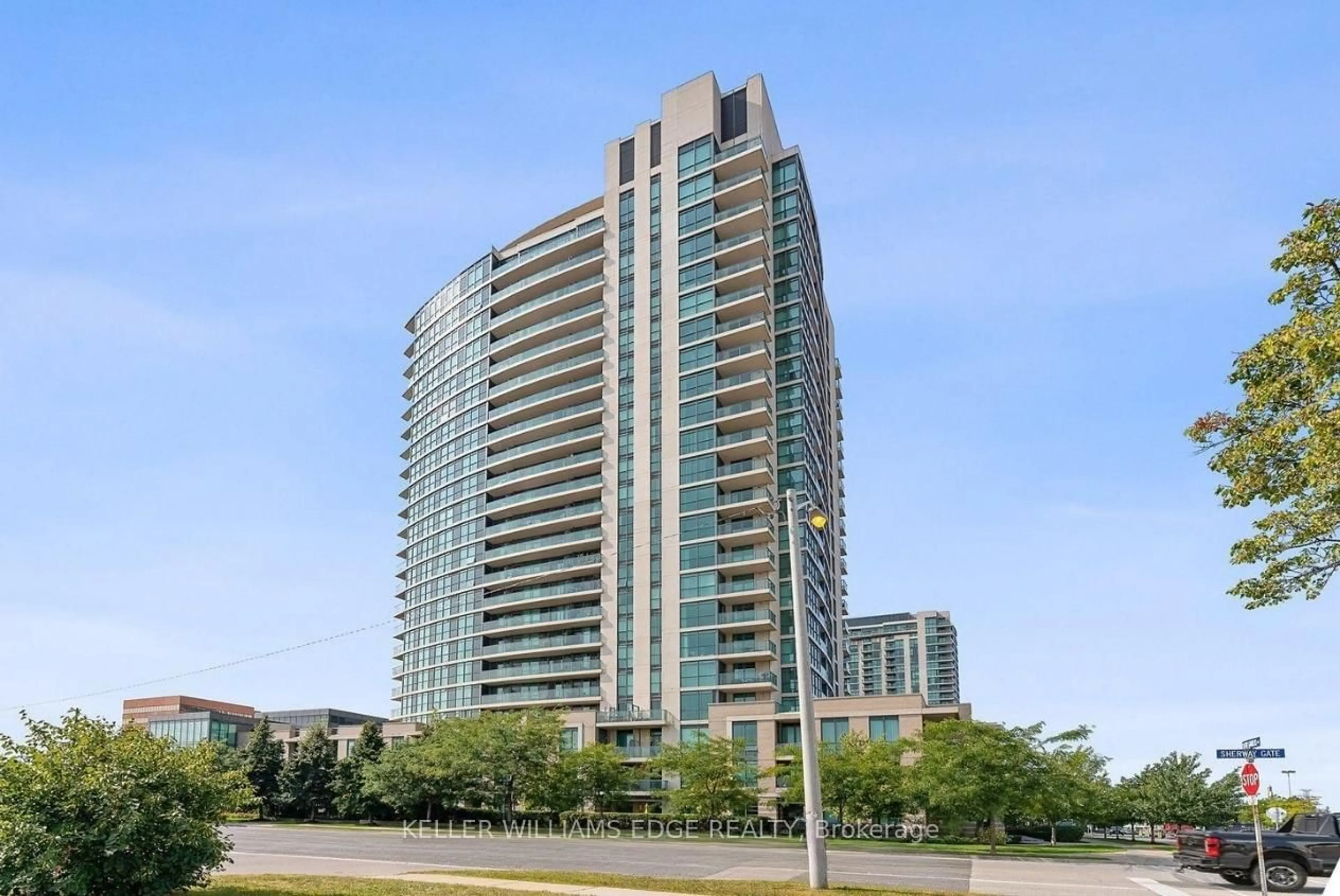 Indoor foyer for 215 Sherway Gardens Rd #809, Toronto Ontario M9C 0A4