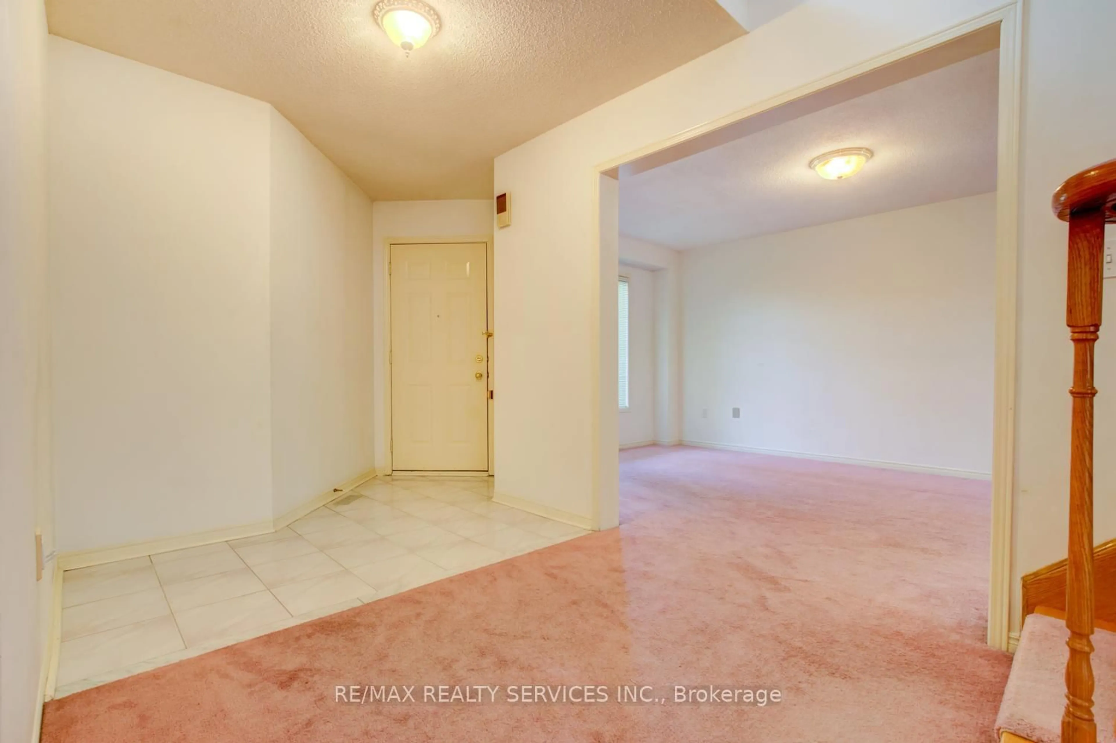 A pic of a room for 101 Softneedle Ave, Brampton Ontario L6R 1L4