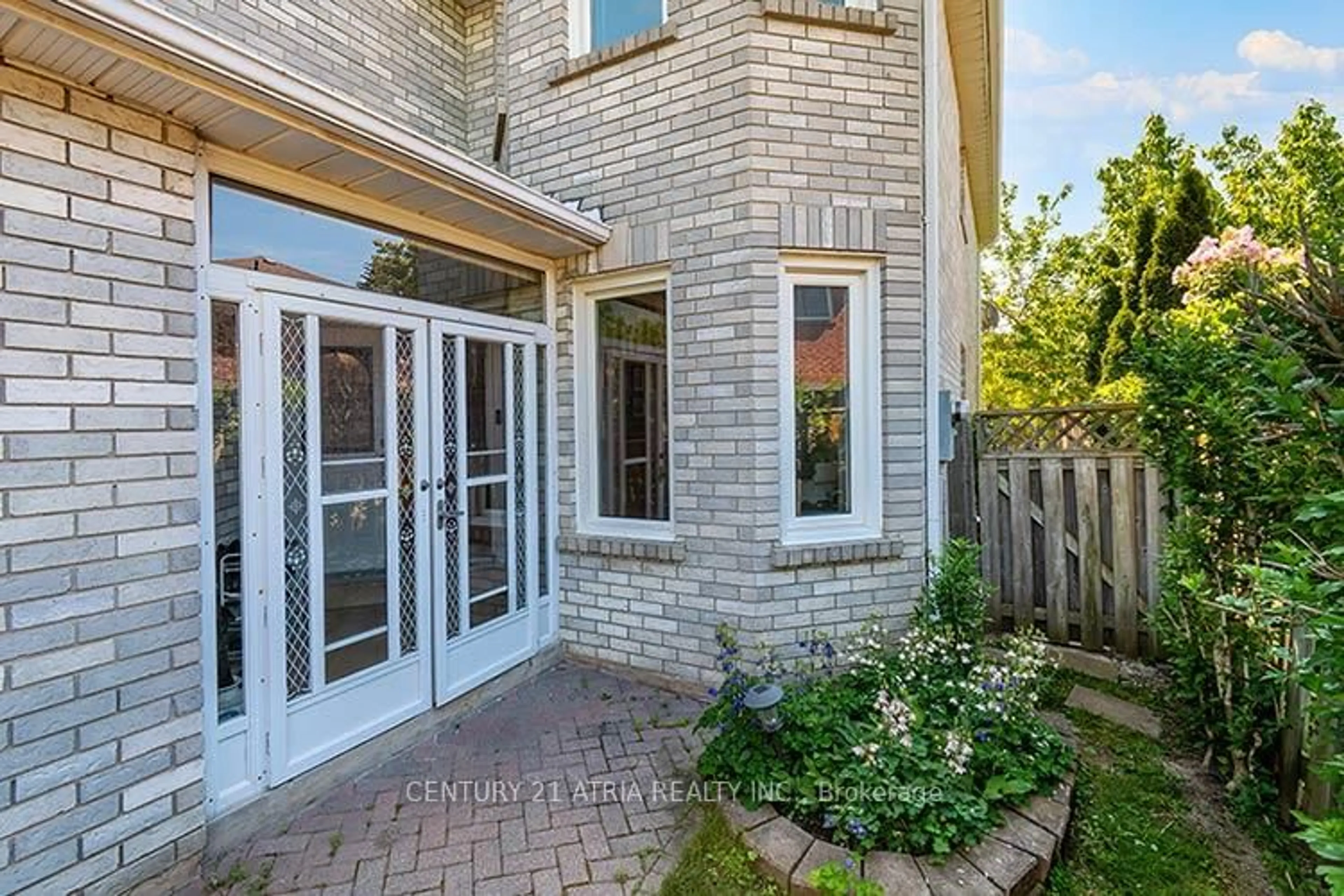 Unknown for 3372 Bobwhite Mews, Mississauga Ontario L5N 6E7