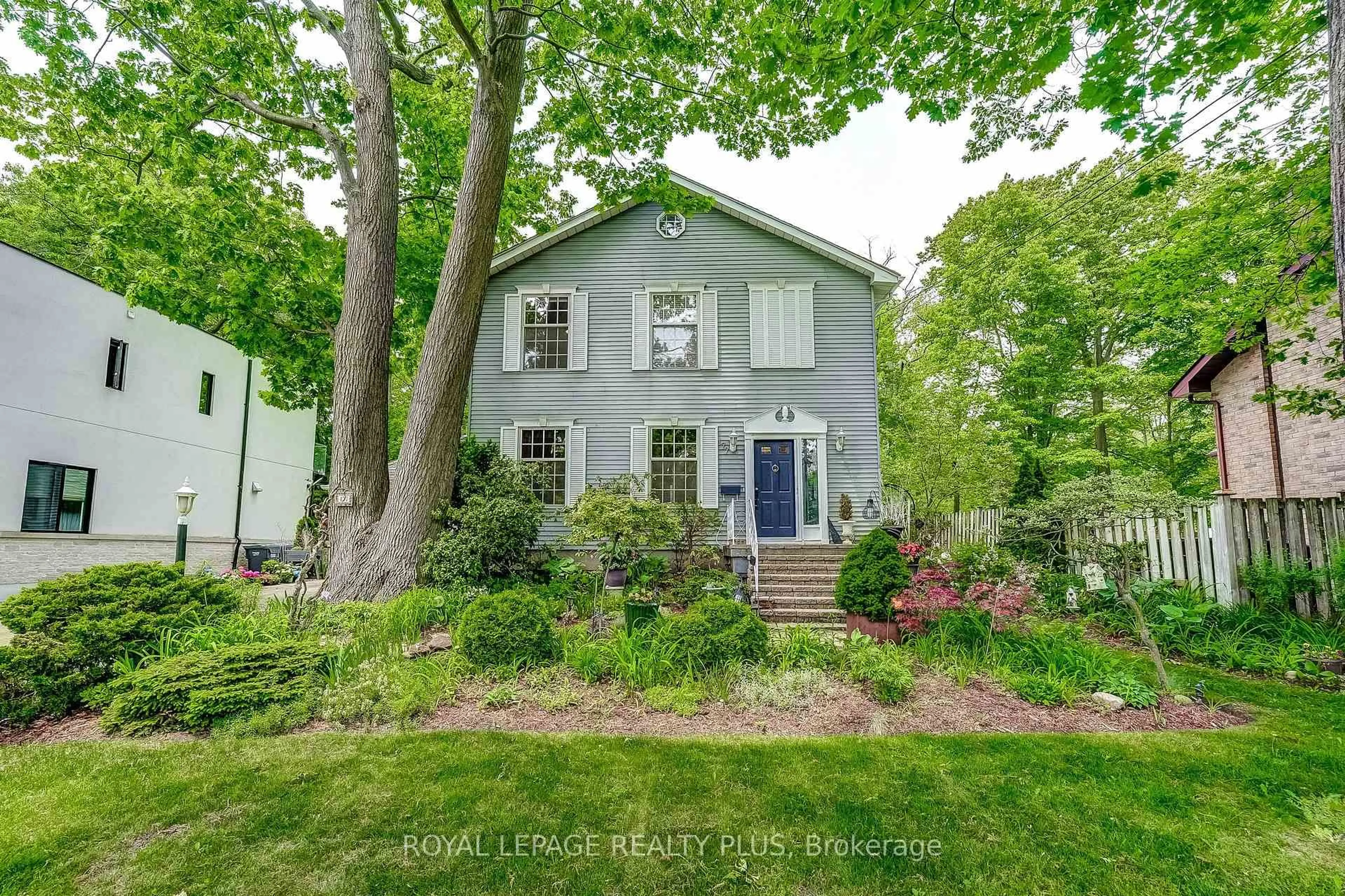 Unknown for 177 Mineola Rd, Mississauga Ontario L5G 2E7