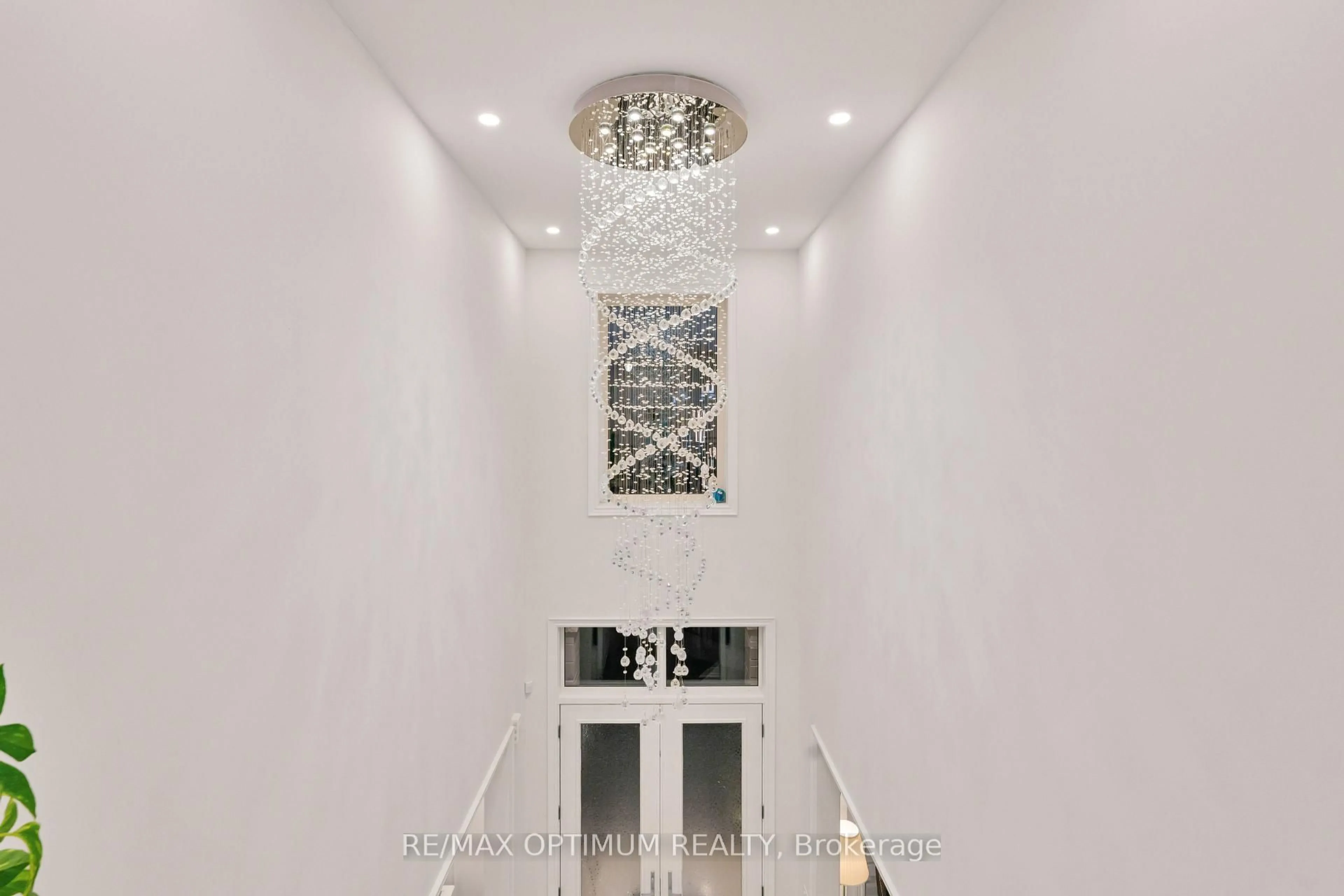 Indoor foyer for 78 Dairymaid Rd, Brampton Ontario L6X 5R9