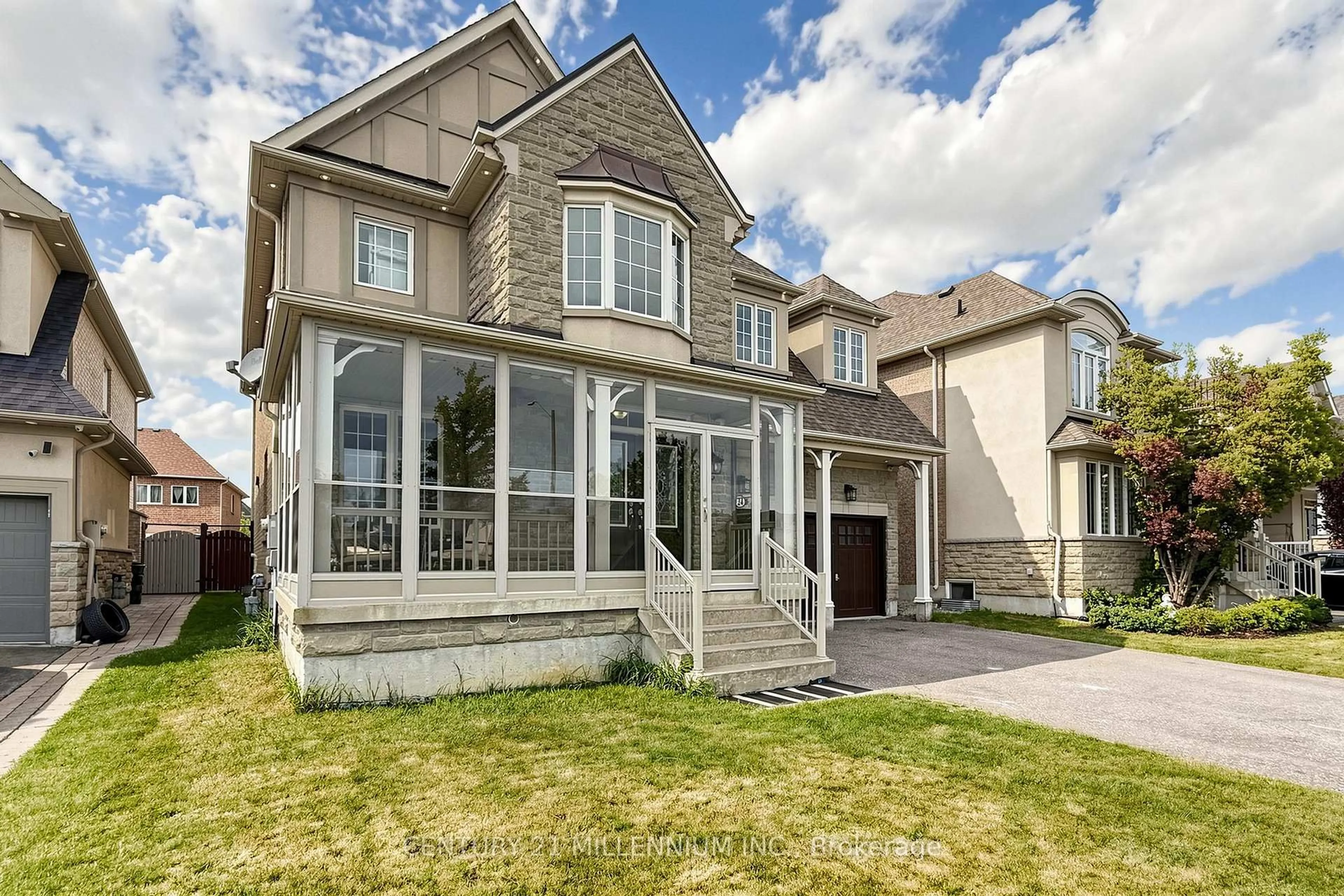 Home with vinyl exterior material, street for 24 Fanfare Pl, Brampton Ontario L6P 3E2