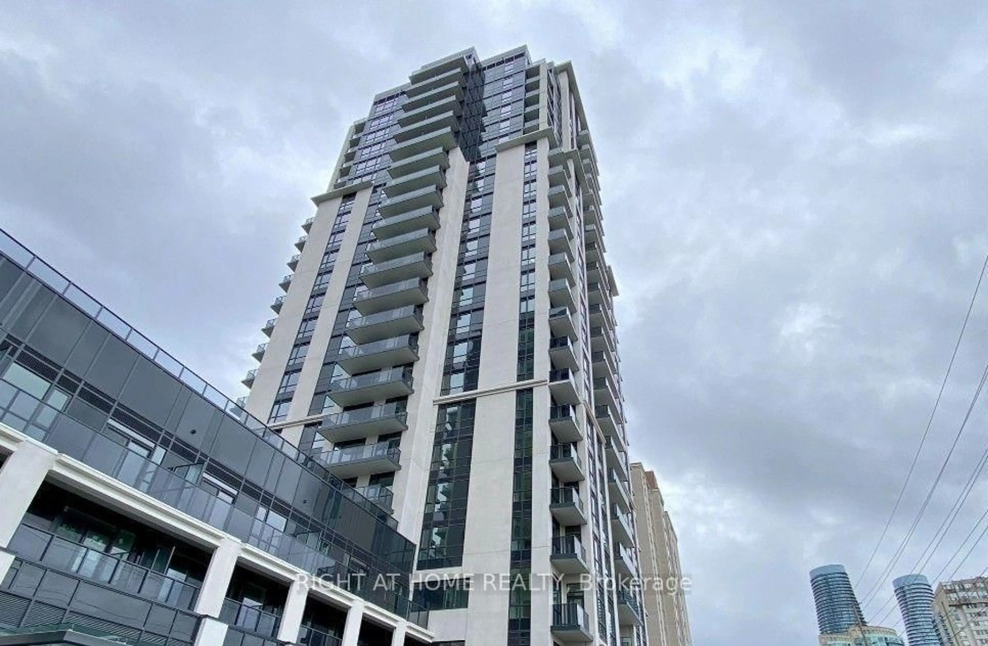 Unknown for 202 Burnhamthorpe Rd #1607, Mississauga Ontario L5A 0B2