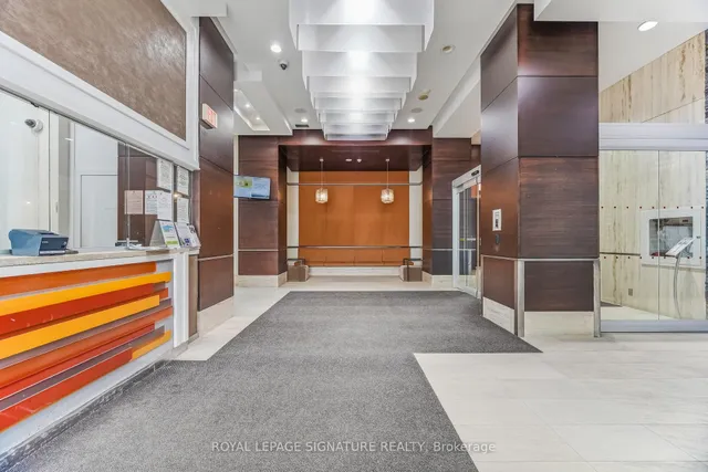 330 Burnhamthorpe Rd #1402, Mississauga 4