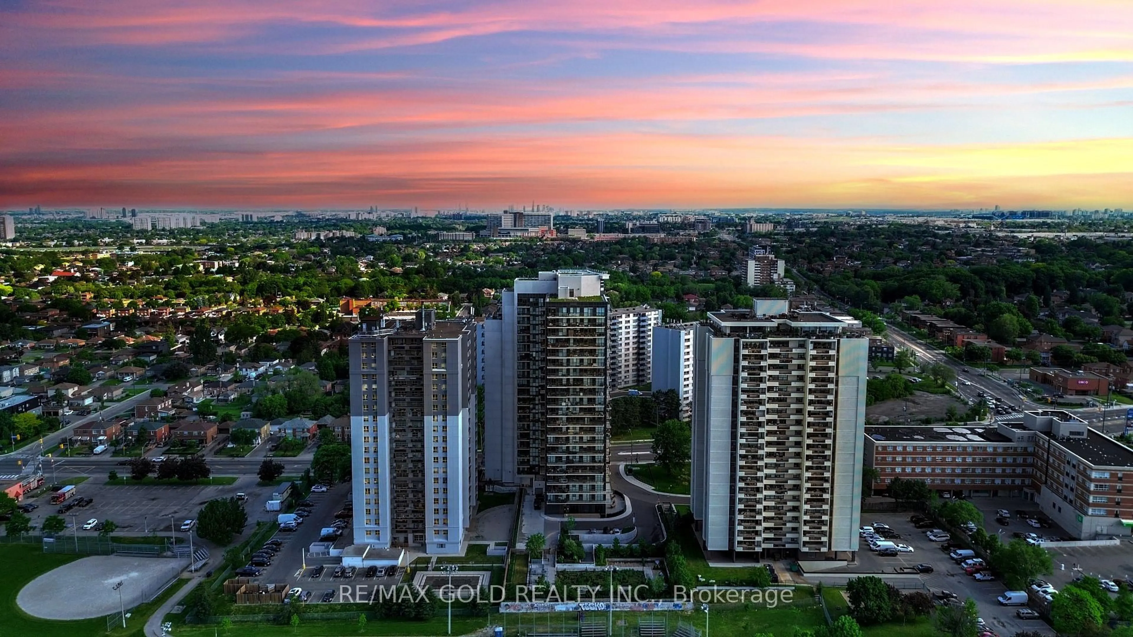 A pic from outside/outdoor area/front of a property/back of a property/a pic from drone, city buildings view from balcony for 1461 Lawrence Ave #1305, Toronto Ontario M6L 0A6