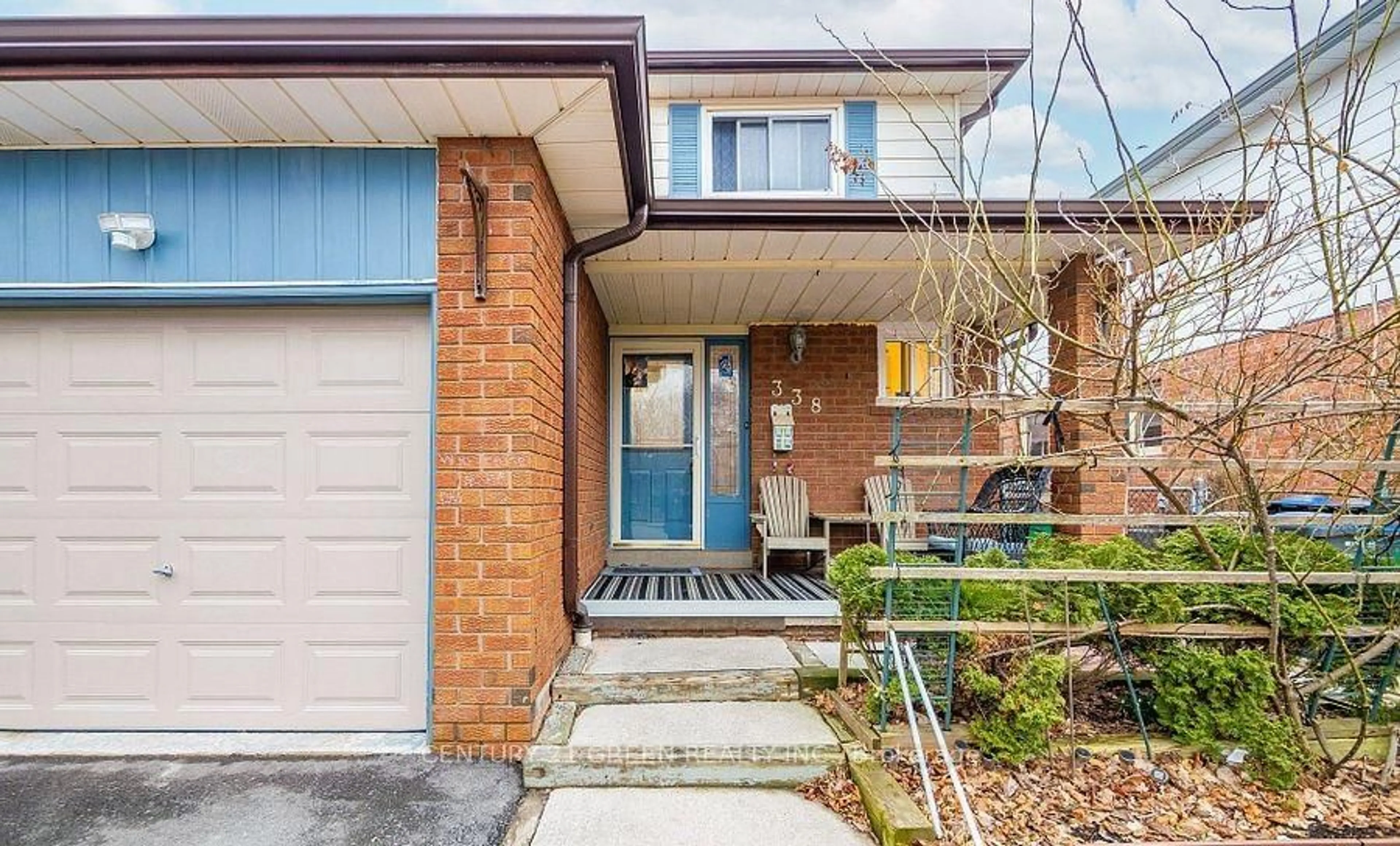 Home with brick exterior material, street for 338 Hillside Dr, Mississauga Ontario L5M 2L7