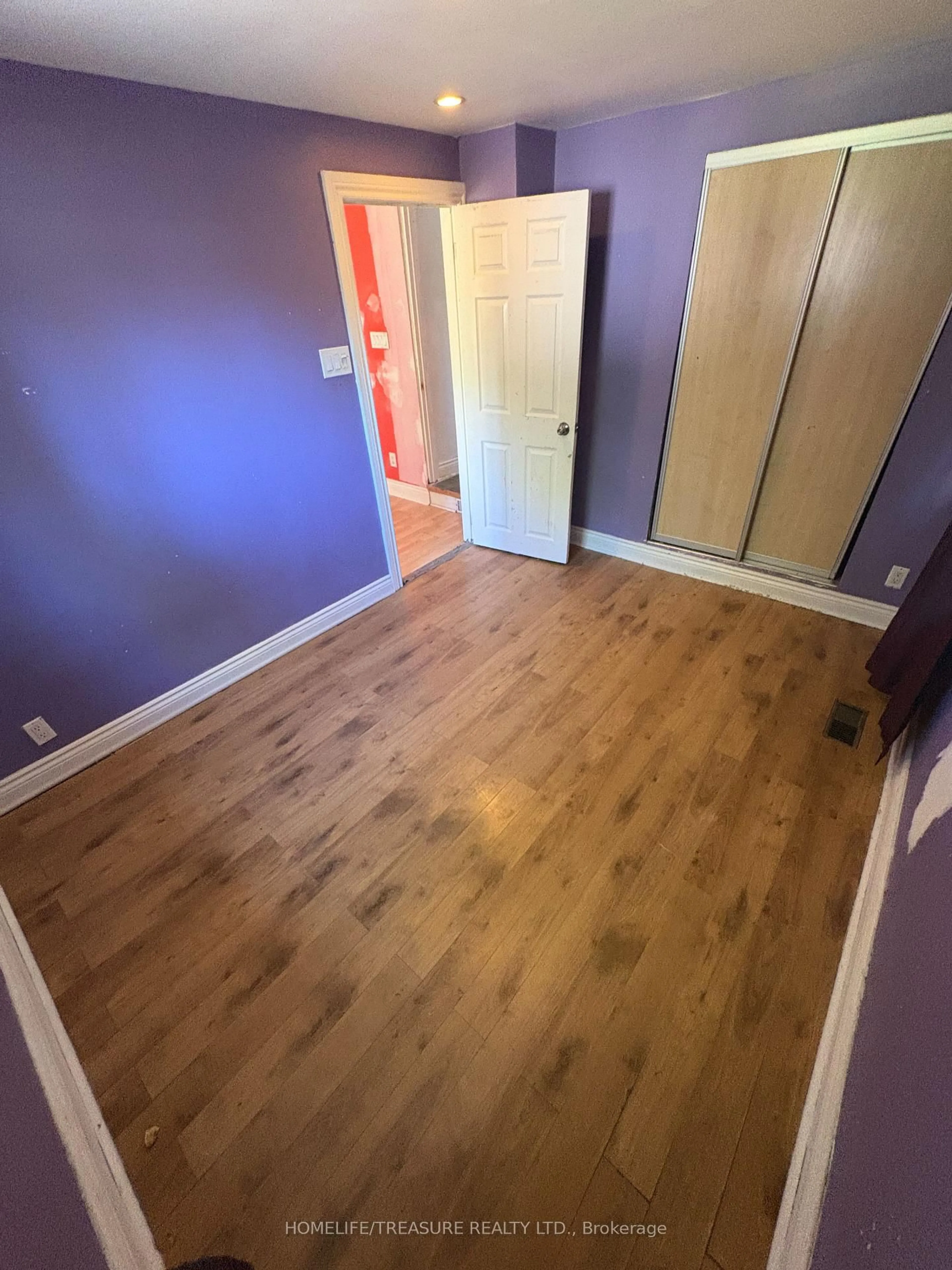 A pic of a room for 58 ROXALINE St, Toronto Ontario M9P 2Y9