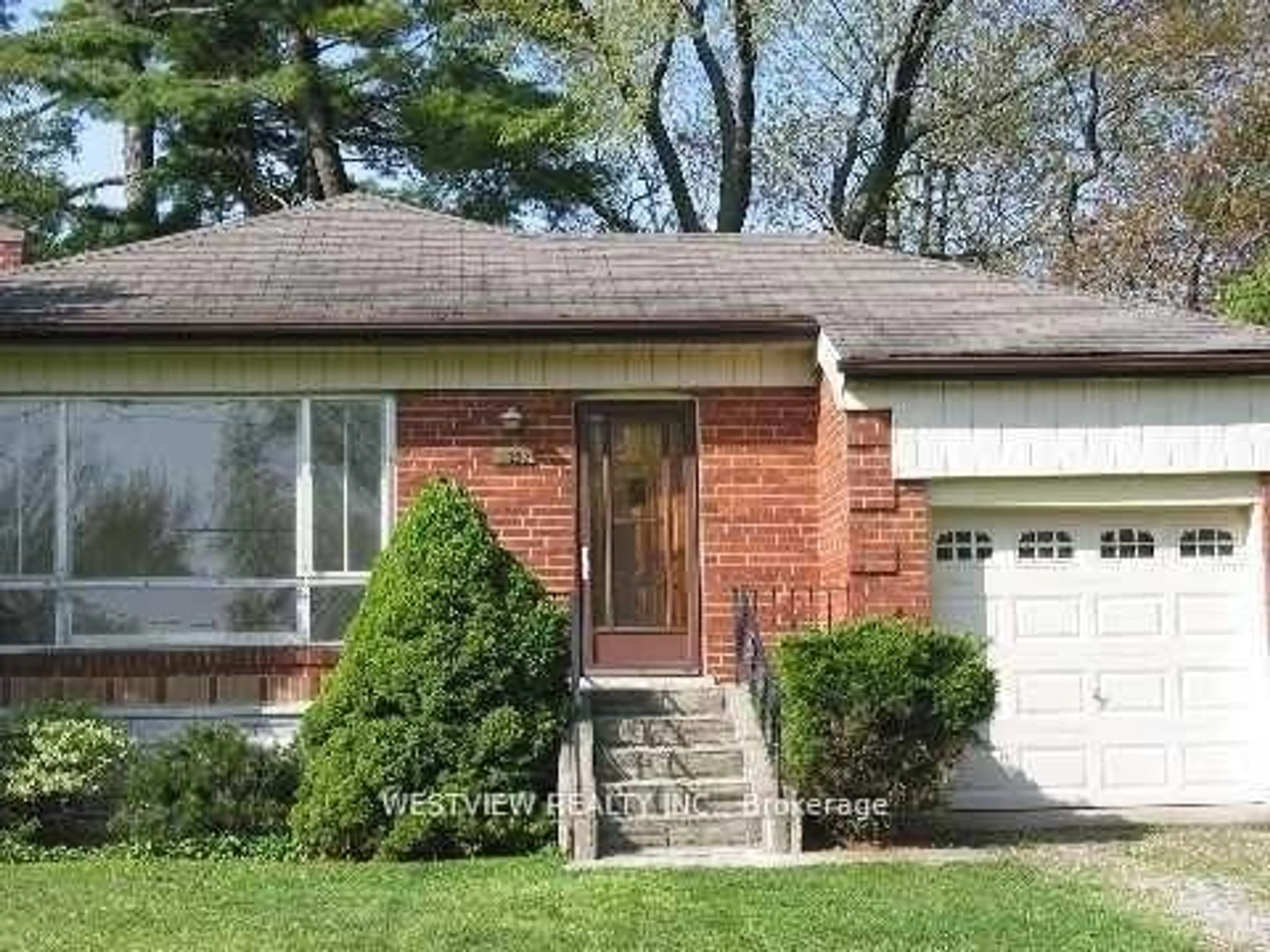 Home with brick exterior material, street for 1432 Northaven Dr, Mississauga Ontario L5G 4G2