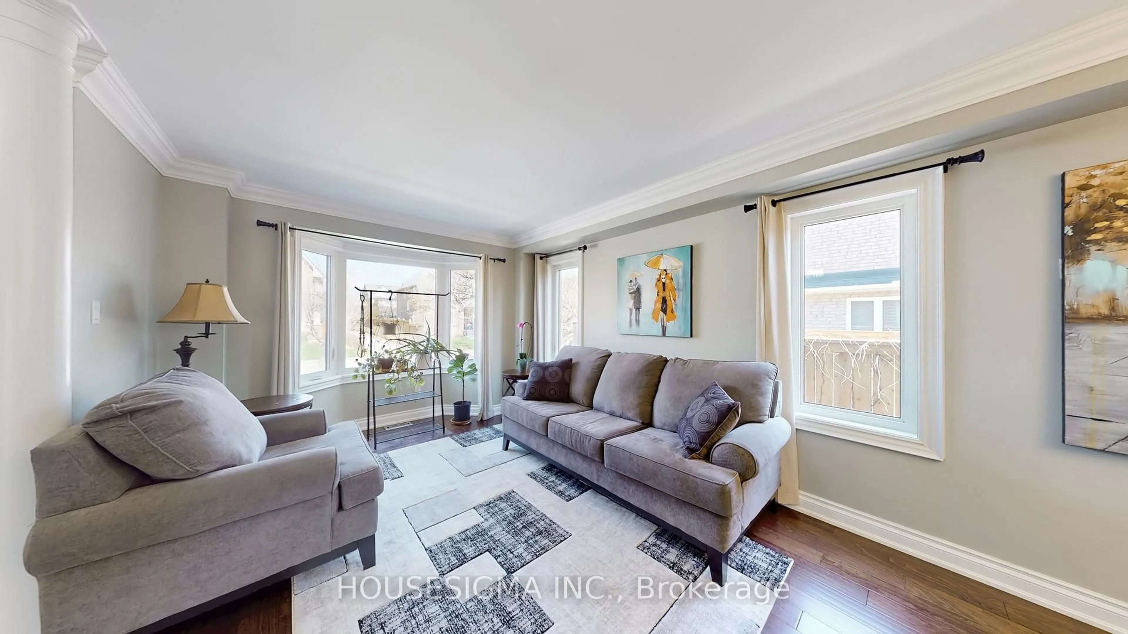 Living room with furniture, unknown for 32 Willoughby Way, Halton Hills Ontario L7G 6C4