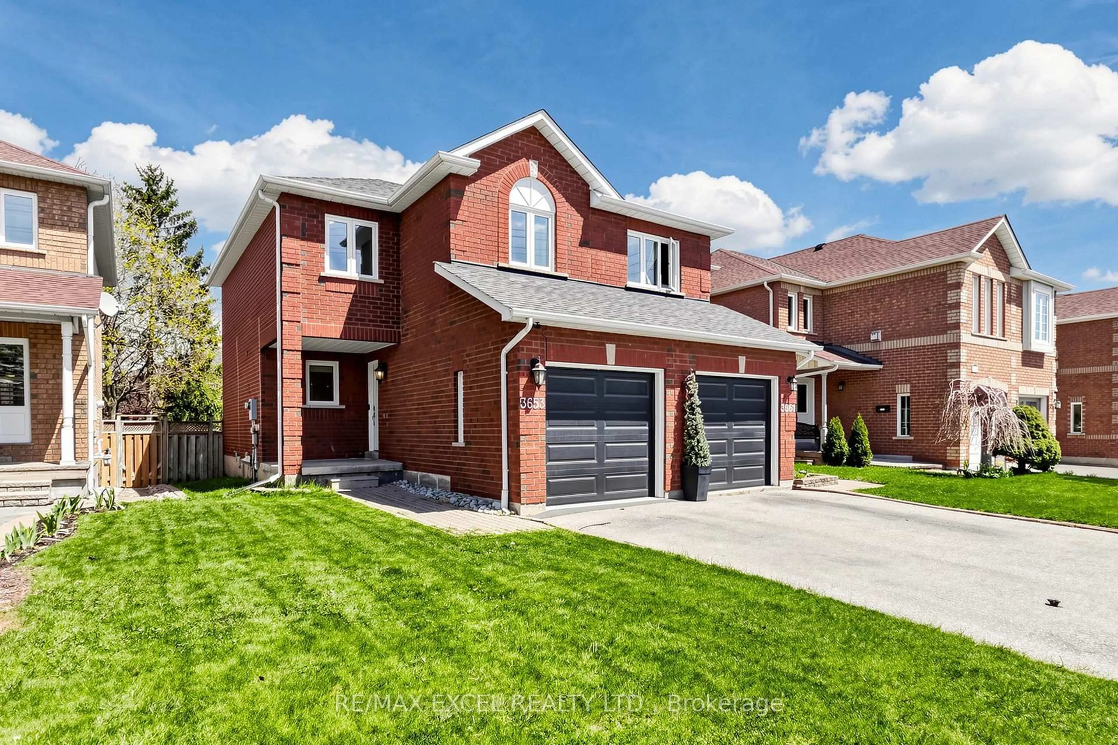 Home with brick exterior material, street for 3653 Indigo Cres, Mississauga Ontario L5N 7J1
