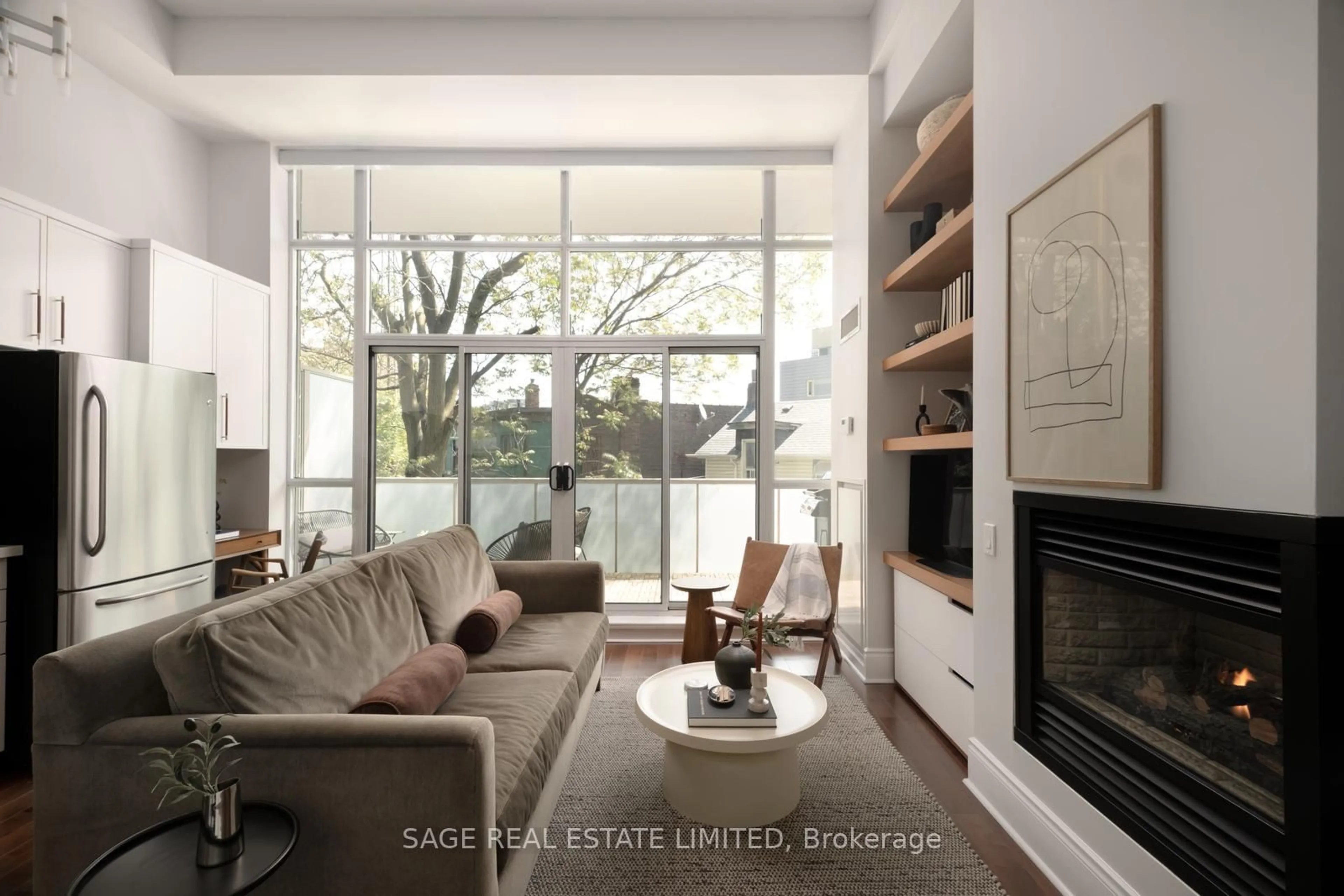 Living room with furniture, unknown for 437 Roncesvalles Ave #210, Toronto Ontario M6R 3B9