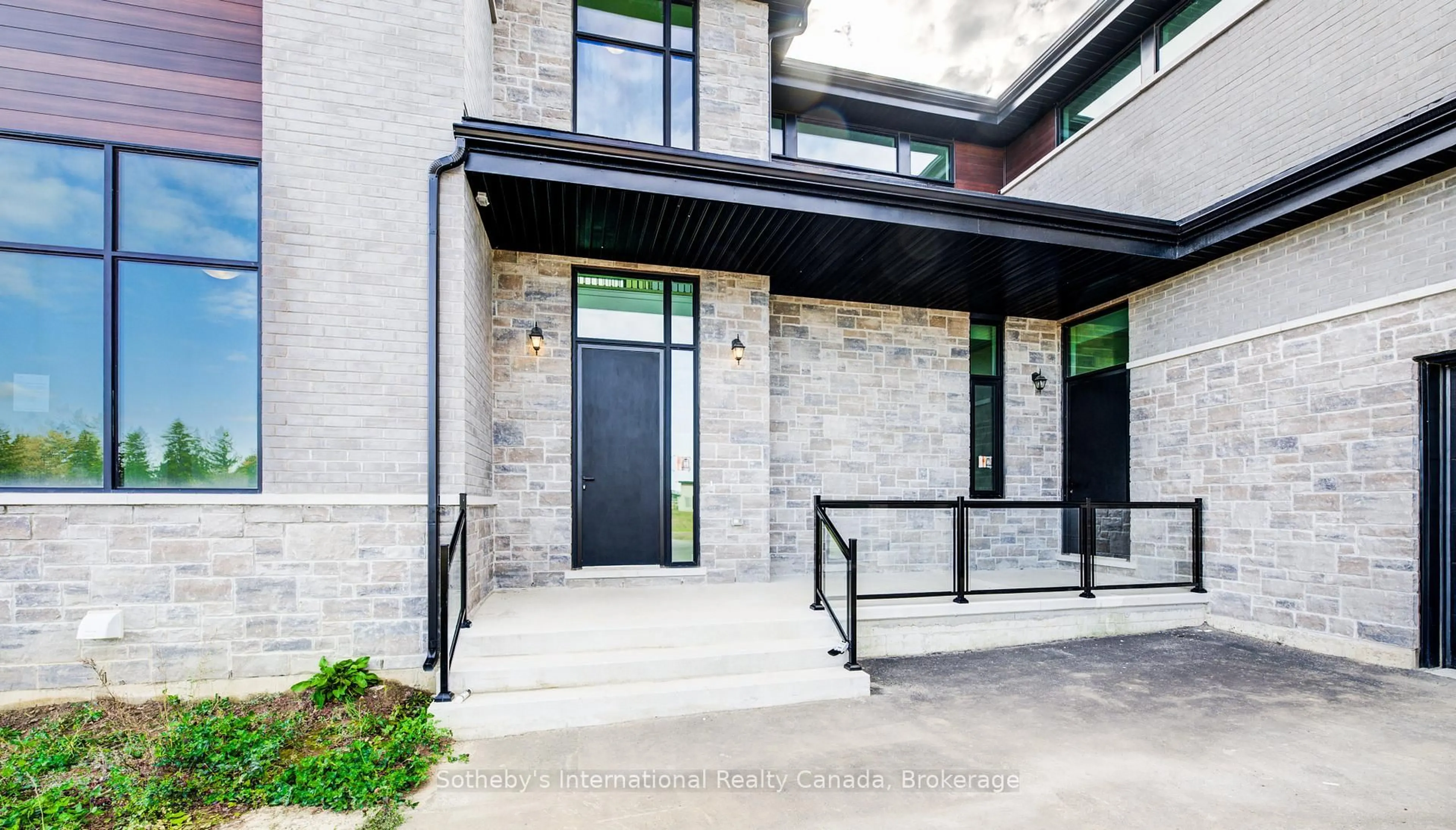 Home with brick exterior material, street for 6 Sugarbush Crt, Halton Hills Ontario L7G 4S7