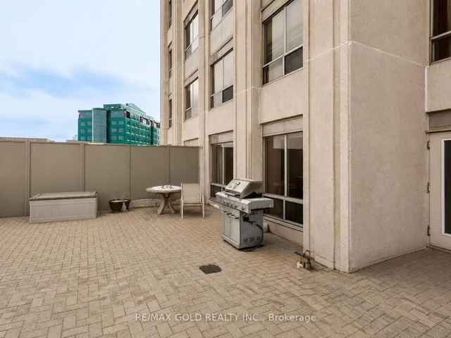 25 Kingsbridge Grdn Circ #224, Mississauga 5
