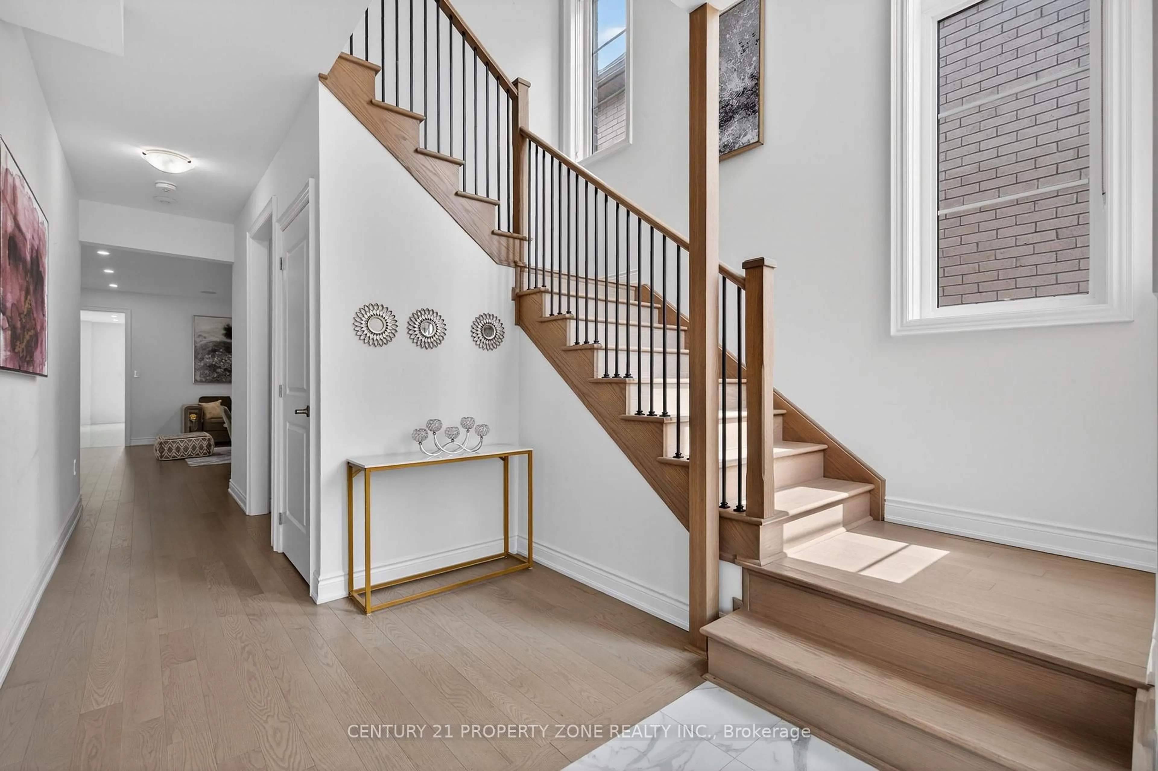 Stairs for 105 Walker Rd, Caledon Ontario L7C 4M9