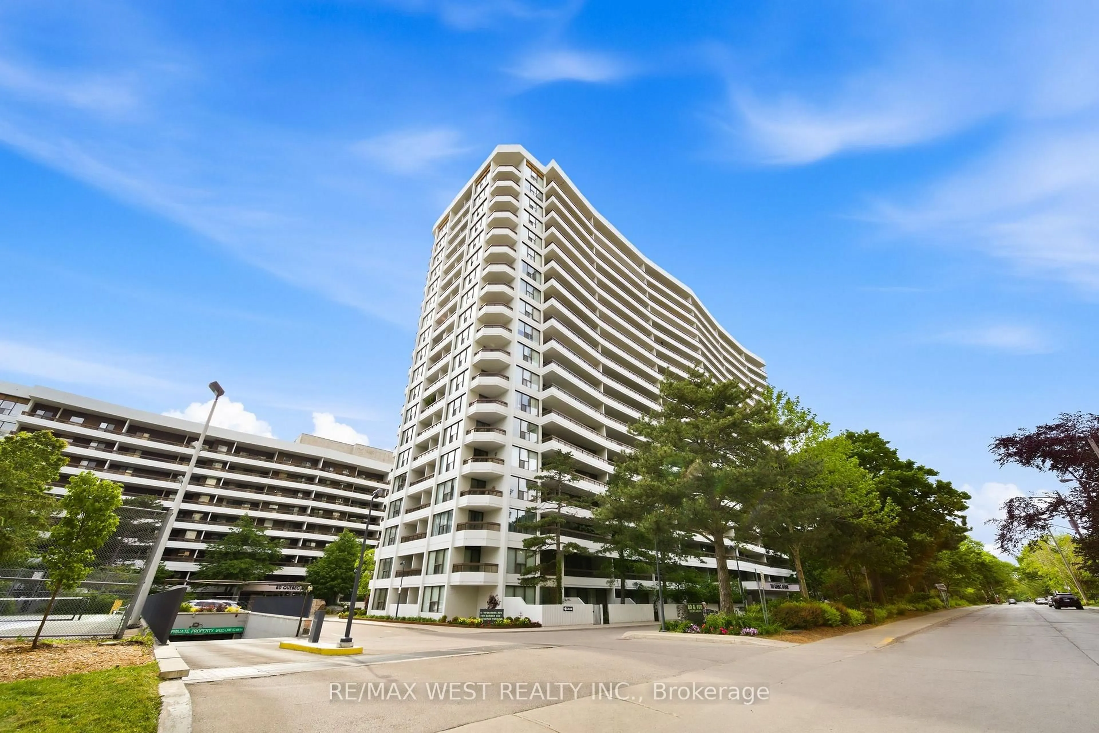 Unknown for 100 Quebec Ave #1509, Toronto Ontario M6P 4B8