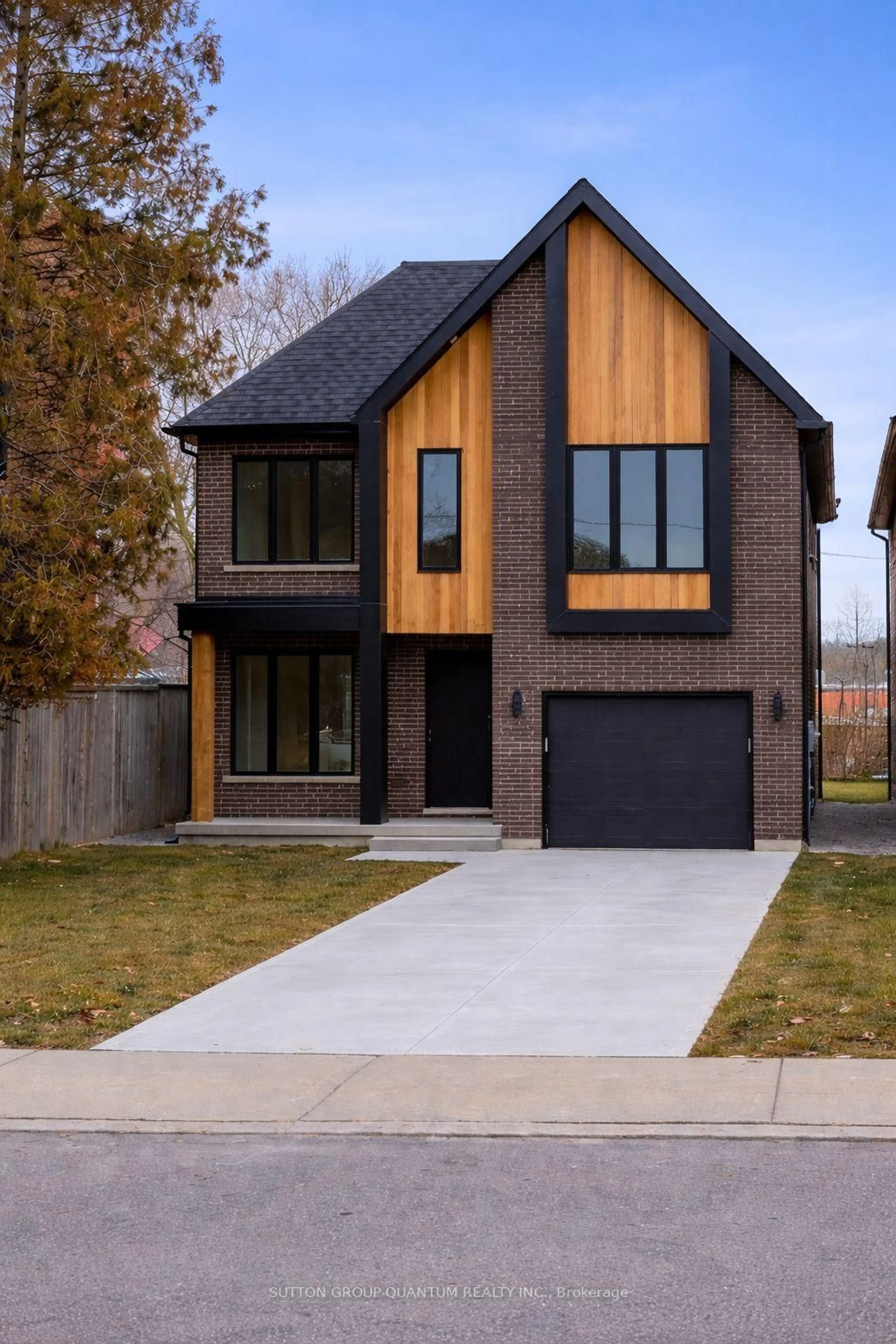 Home with brick exterior material, street for 29B Harrison Ave, Mississauga Ontario L5H 2N8