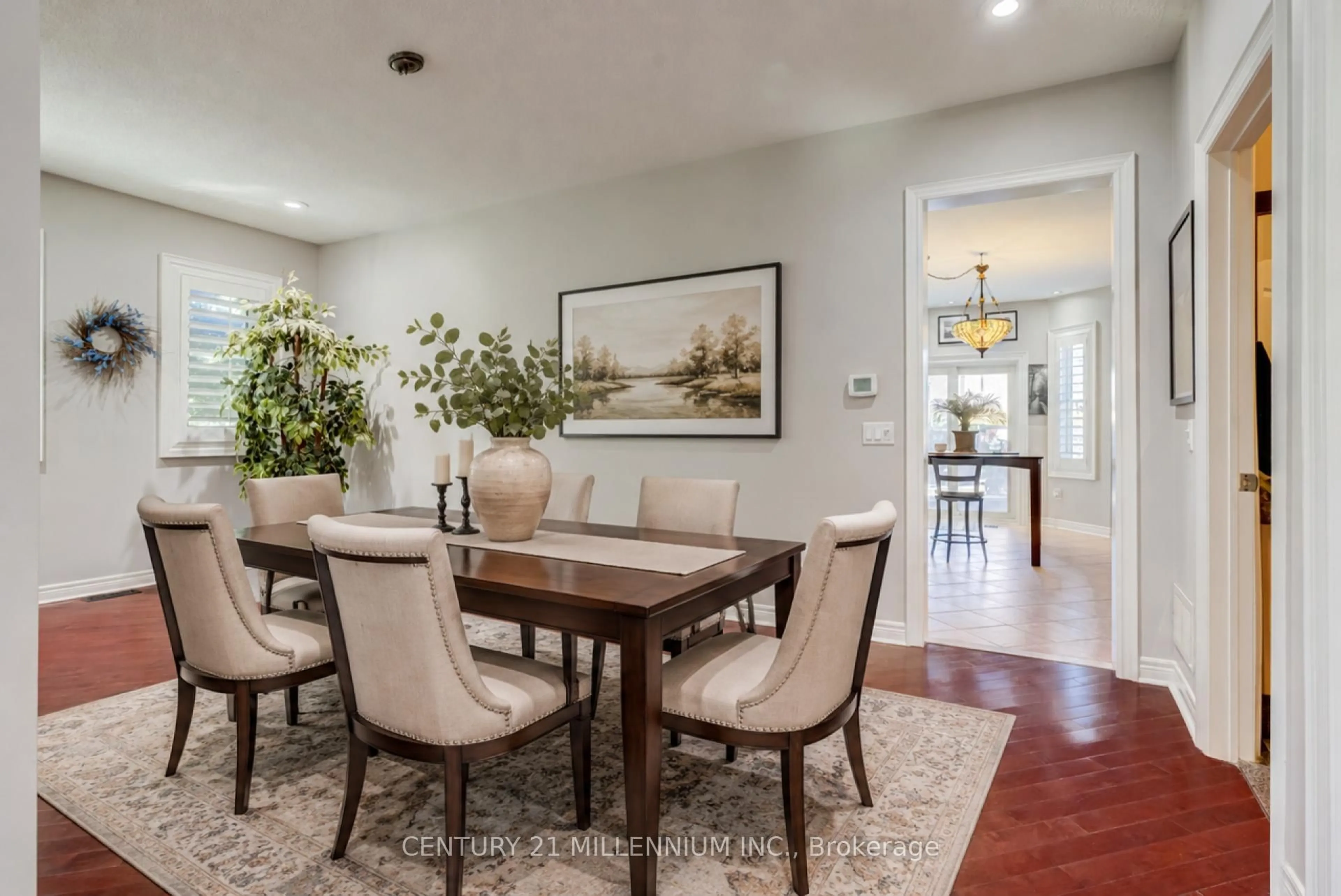 Dining room, unknown for 38 Hillson Crt, Brampton Ontario L6P 1C4