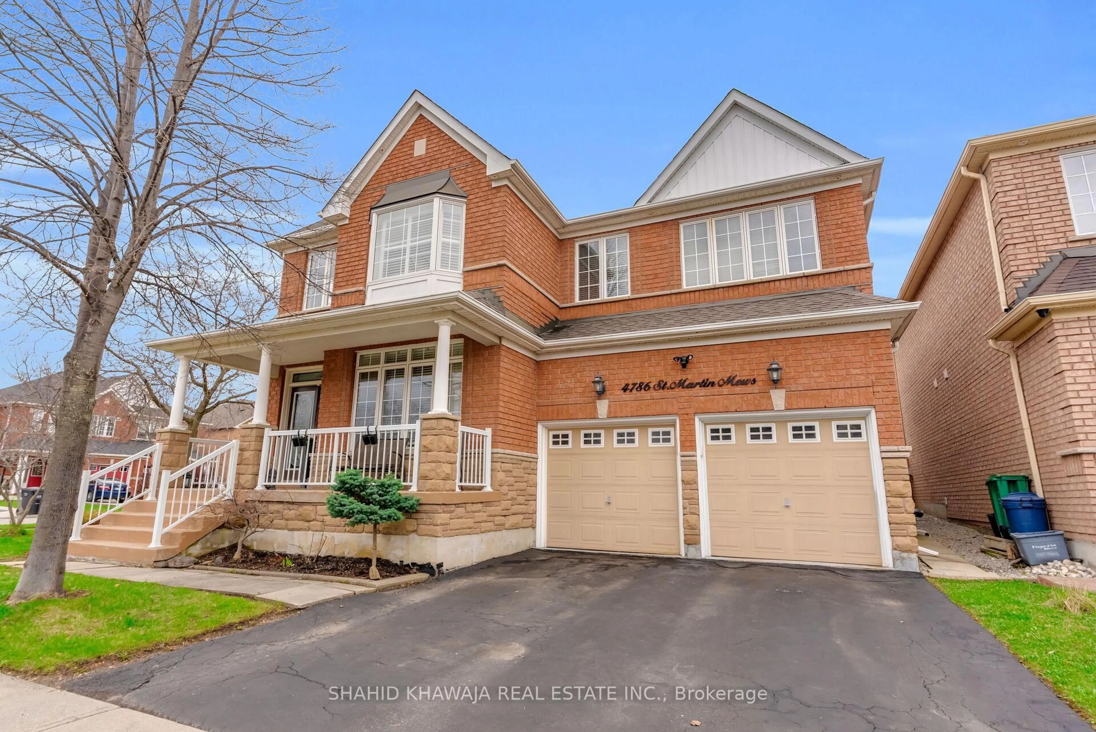 Home with brick exterior material, street for 4786 St. Martin Mews, Mississauga Ontario L5M 7K1
