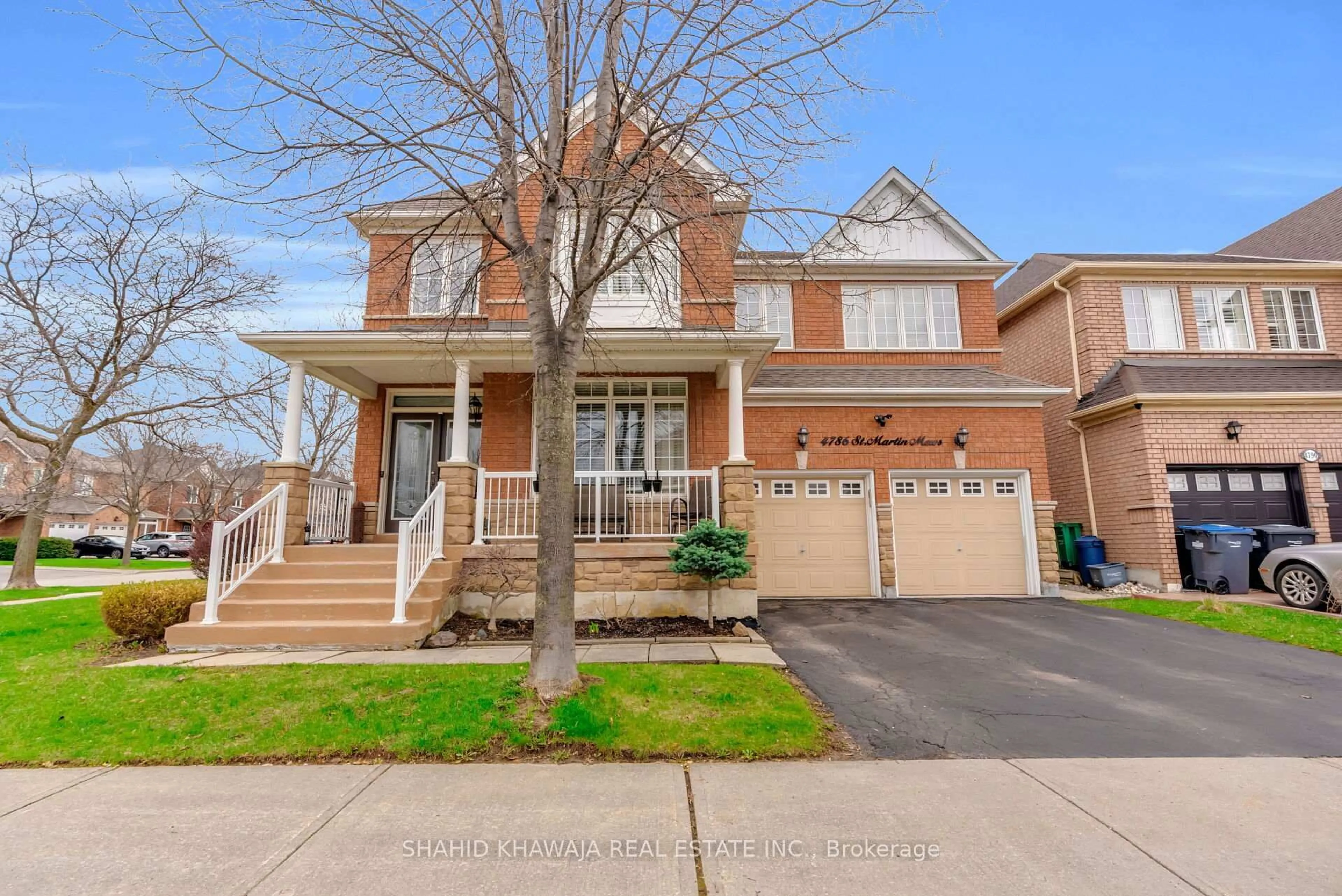 Home with brick exterior material, street for 4786 St. Martin Mews, Mississauga Ontario L5M 7K1