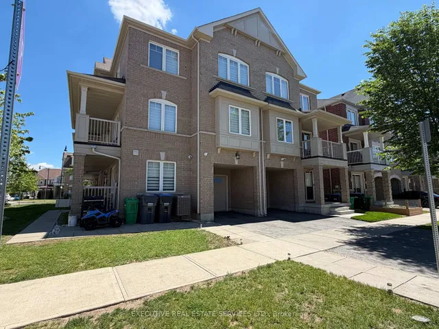 13 Golden Springs Dr, Brampton 2
