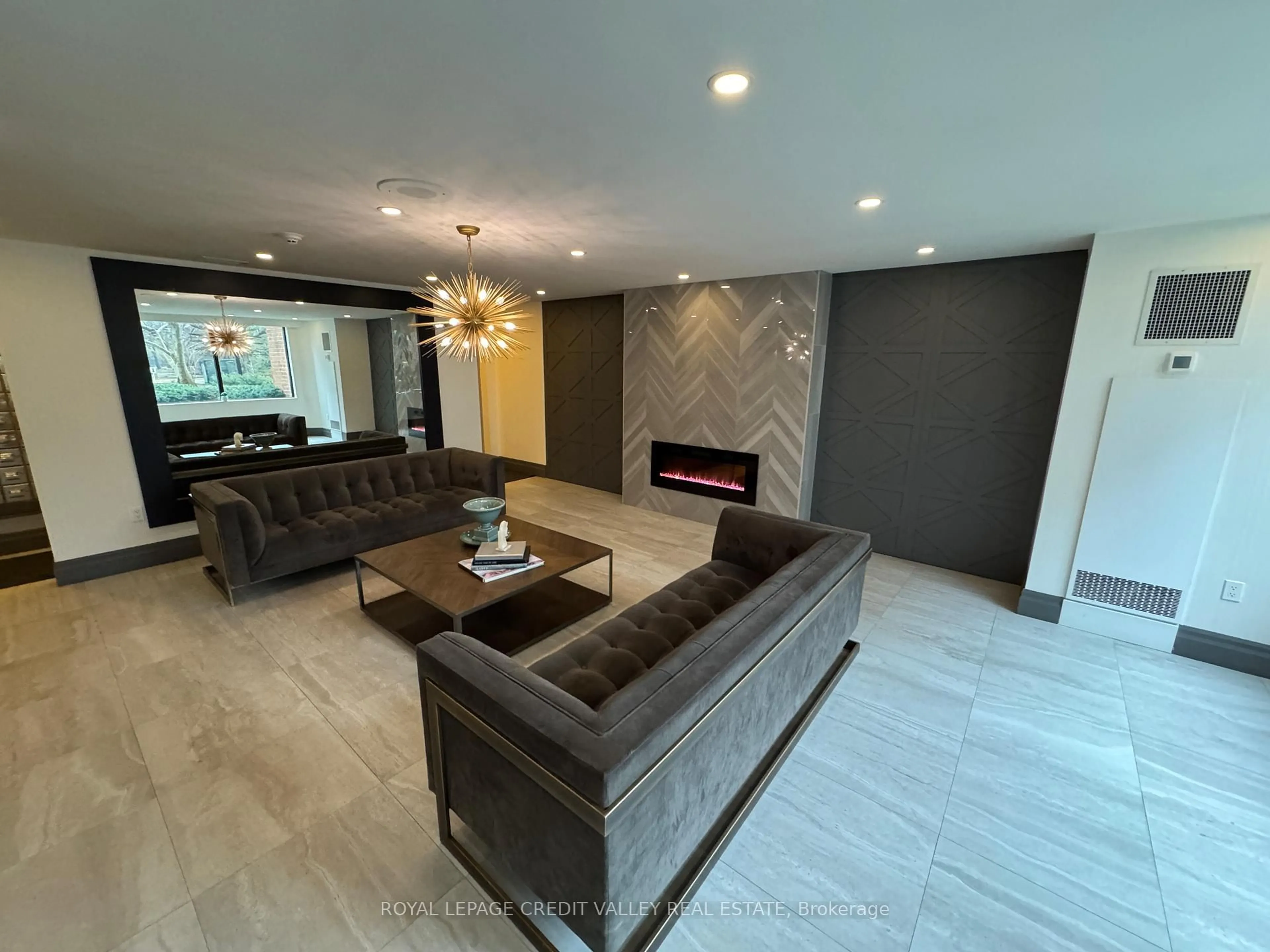 Living room with furniture, unknown for 1270 MAPLE CROSSING Blvd #704, Burlington Ontario L7S 2J3