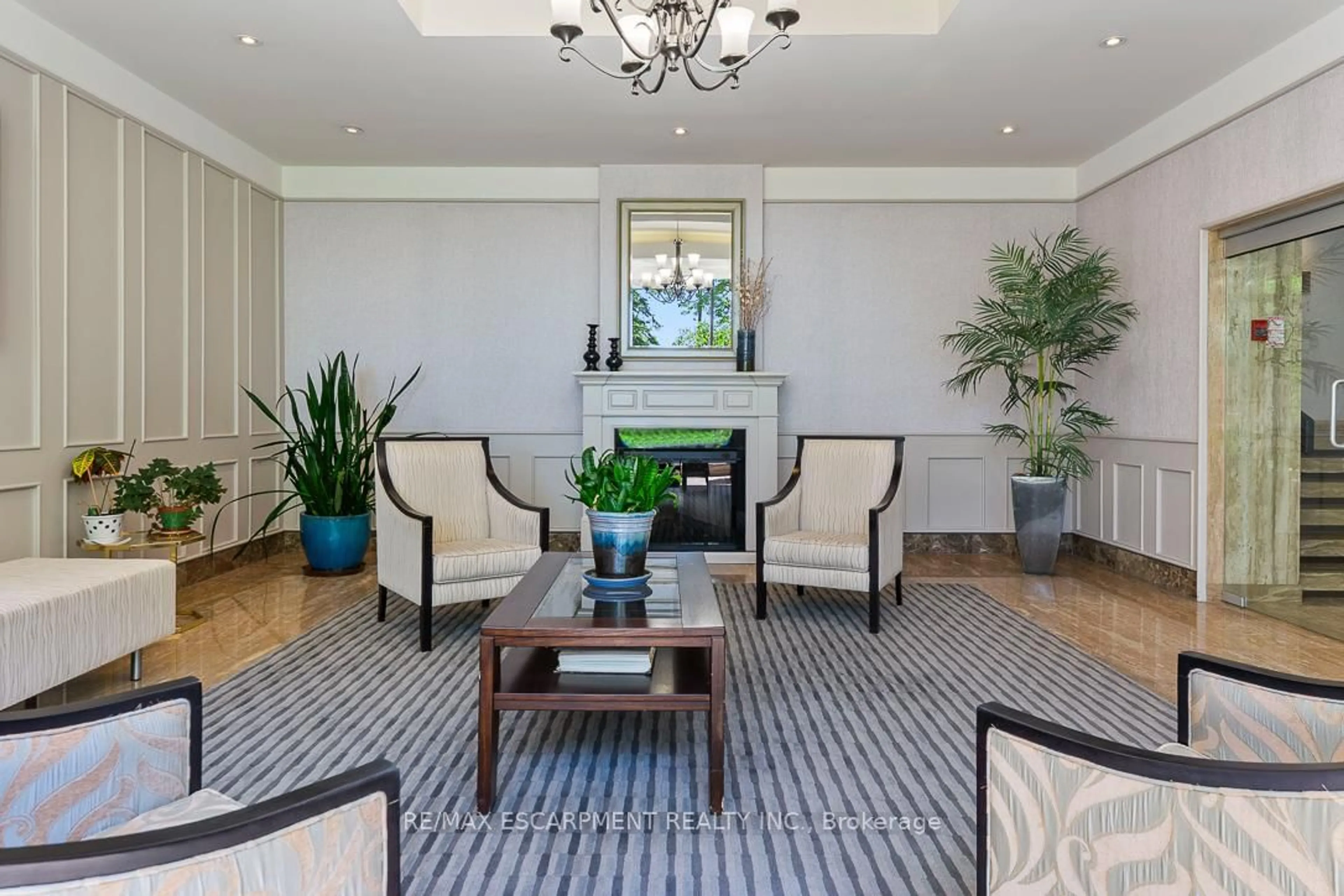 Unknown for 1359 White Oaks Blvd #1401, Oakville Ontario L6H 2R8