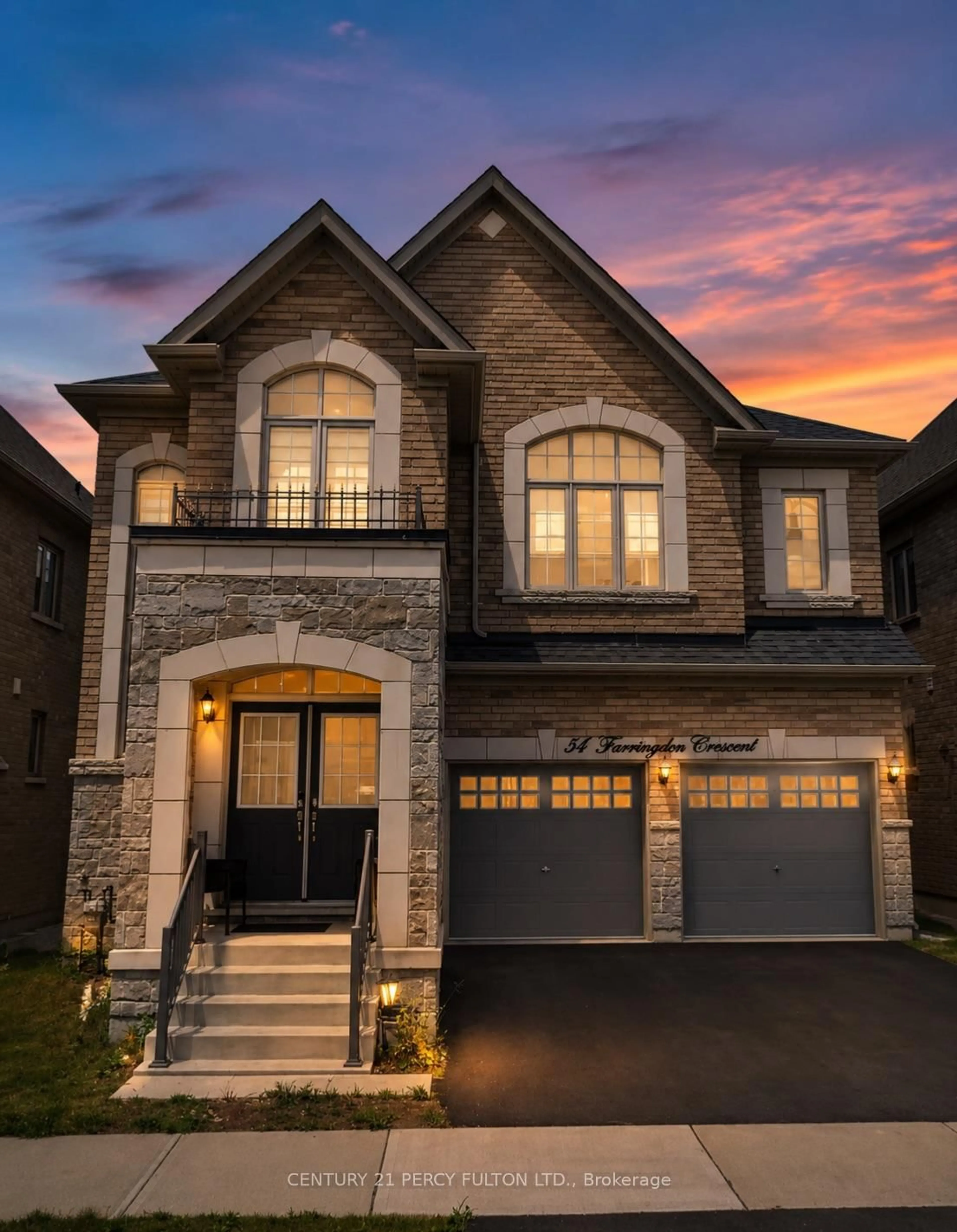 Home with brick exterior material, street for 54 Farringdon Cres, Brampton Ontario L7A 4Z6