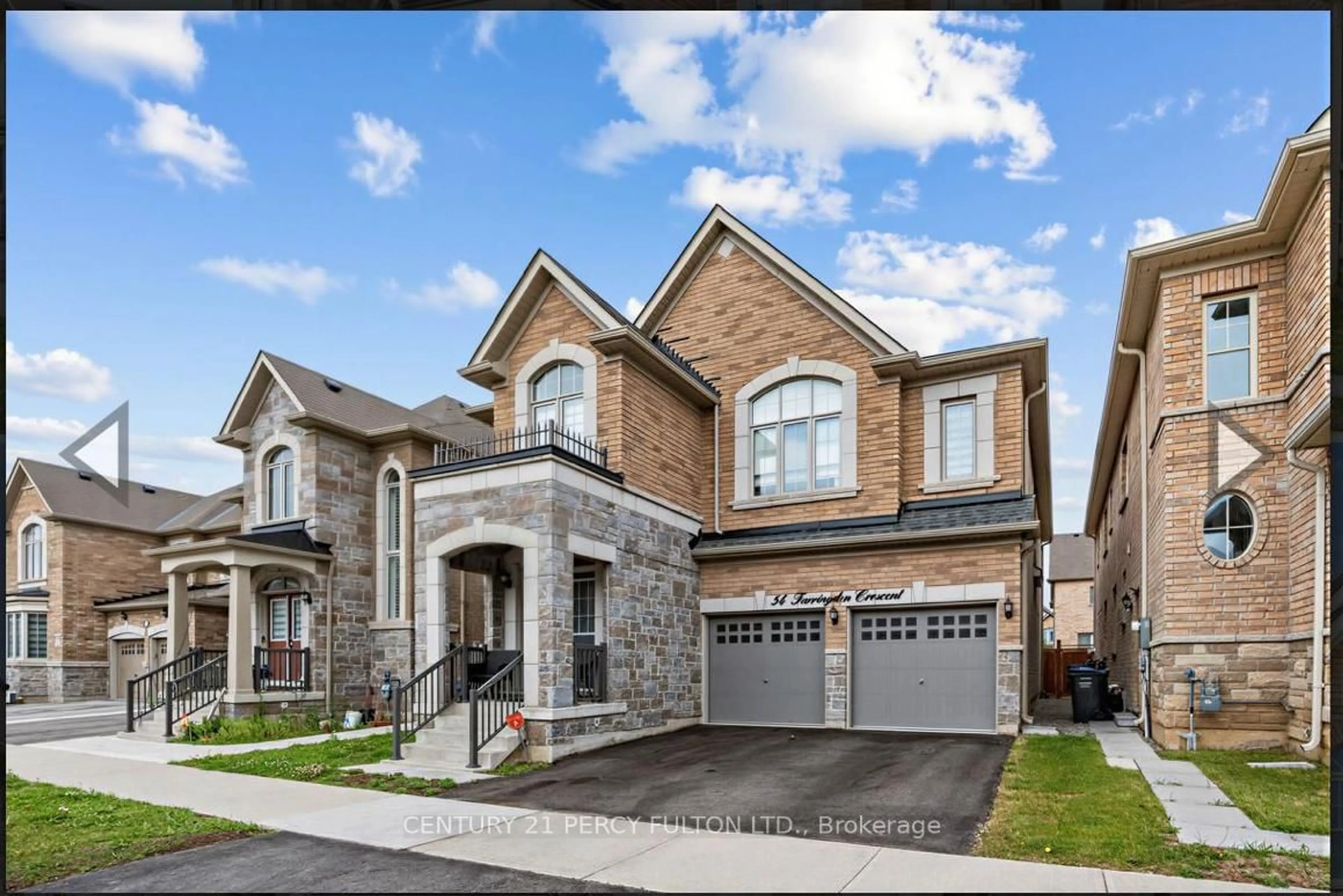 Home with brick exterior material, street for 54 Farringdon Cres, Brampton Ontario L7A 4Z6