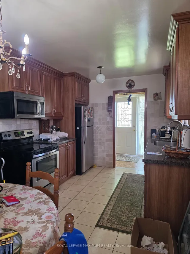 4254 Brandon Gate Dr, Mississauga 3
