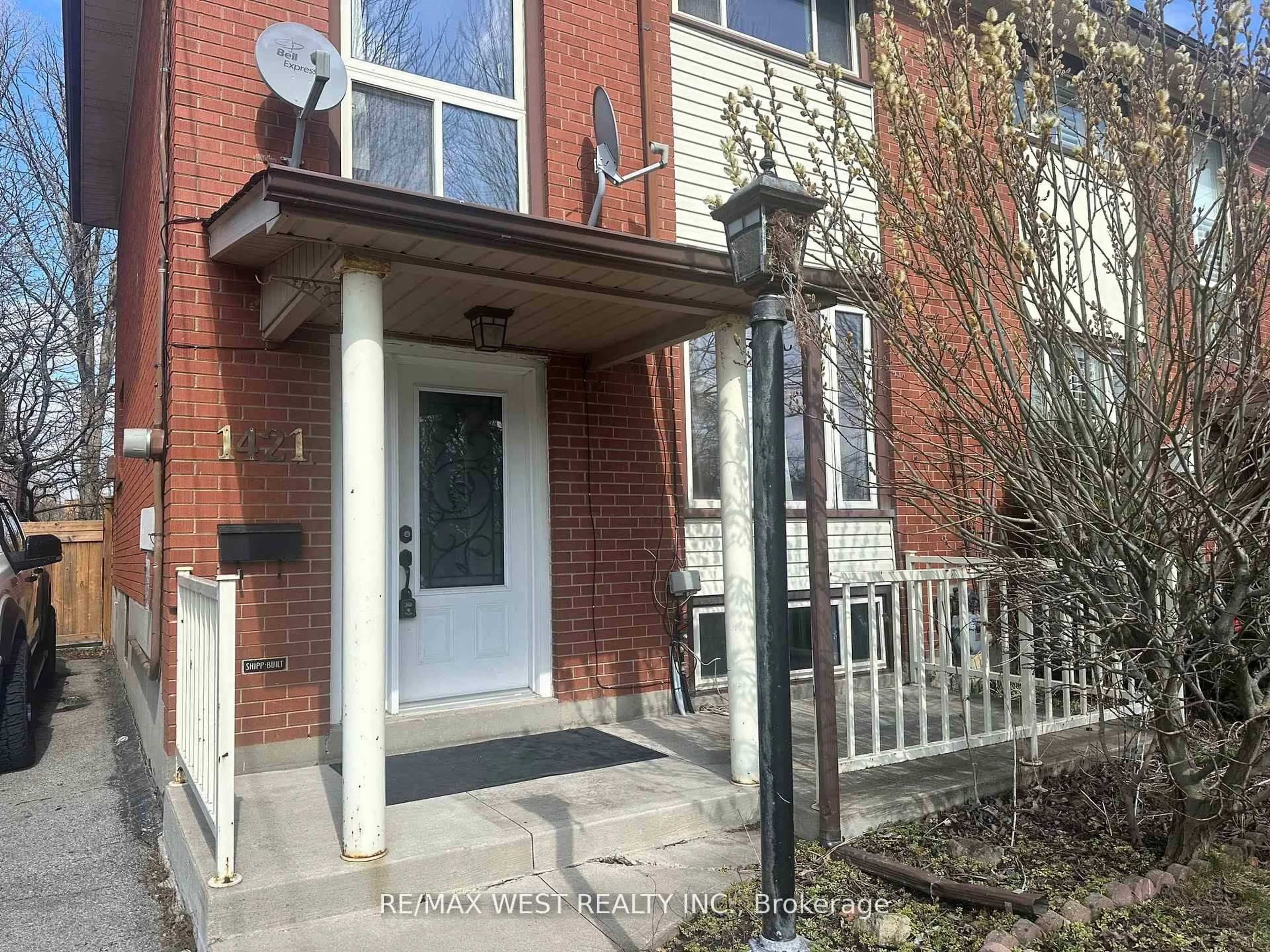 Unknown for 1421 Freeport Dr, Mississauga Ontario L5C 1S5