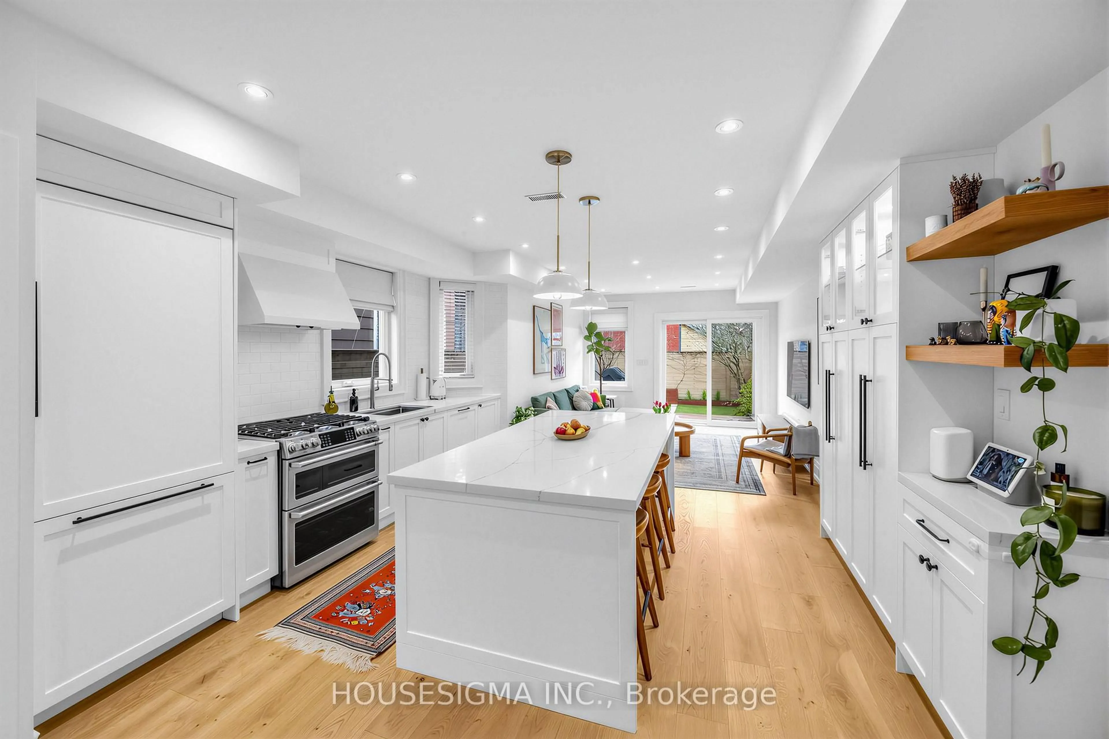 Open concept kitchen, ceramic/tile floor for 60 Fuller Ave, Toronto Ontario M6R 2C3