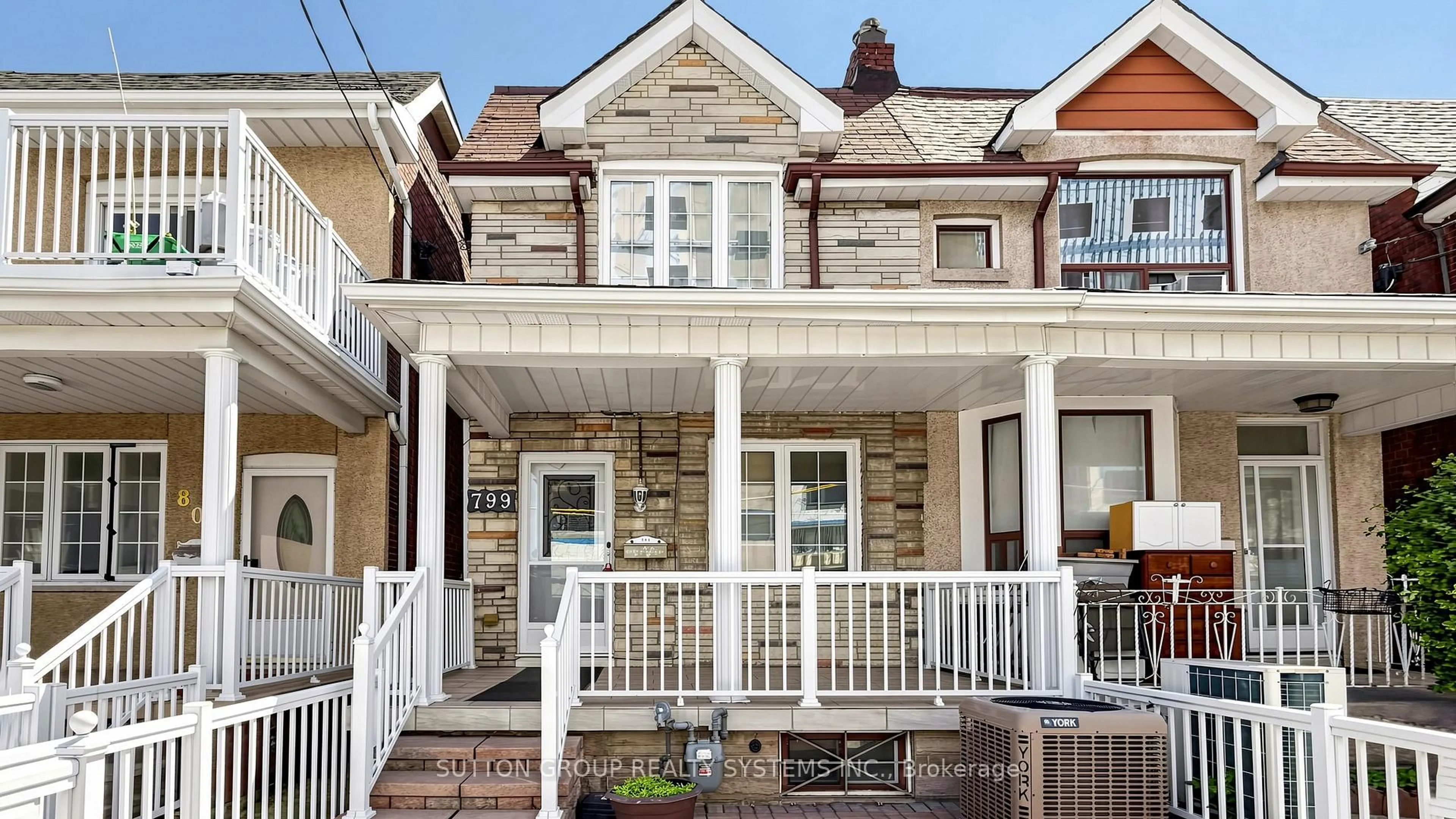 Home with brick exterior material, street for 799 Lansdowne Ave, Toronto Ontario M6H 3Z1