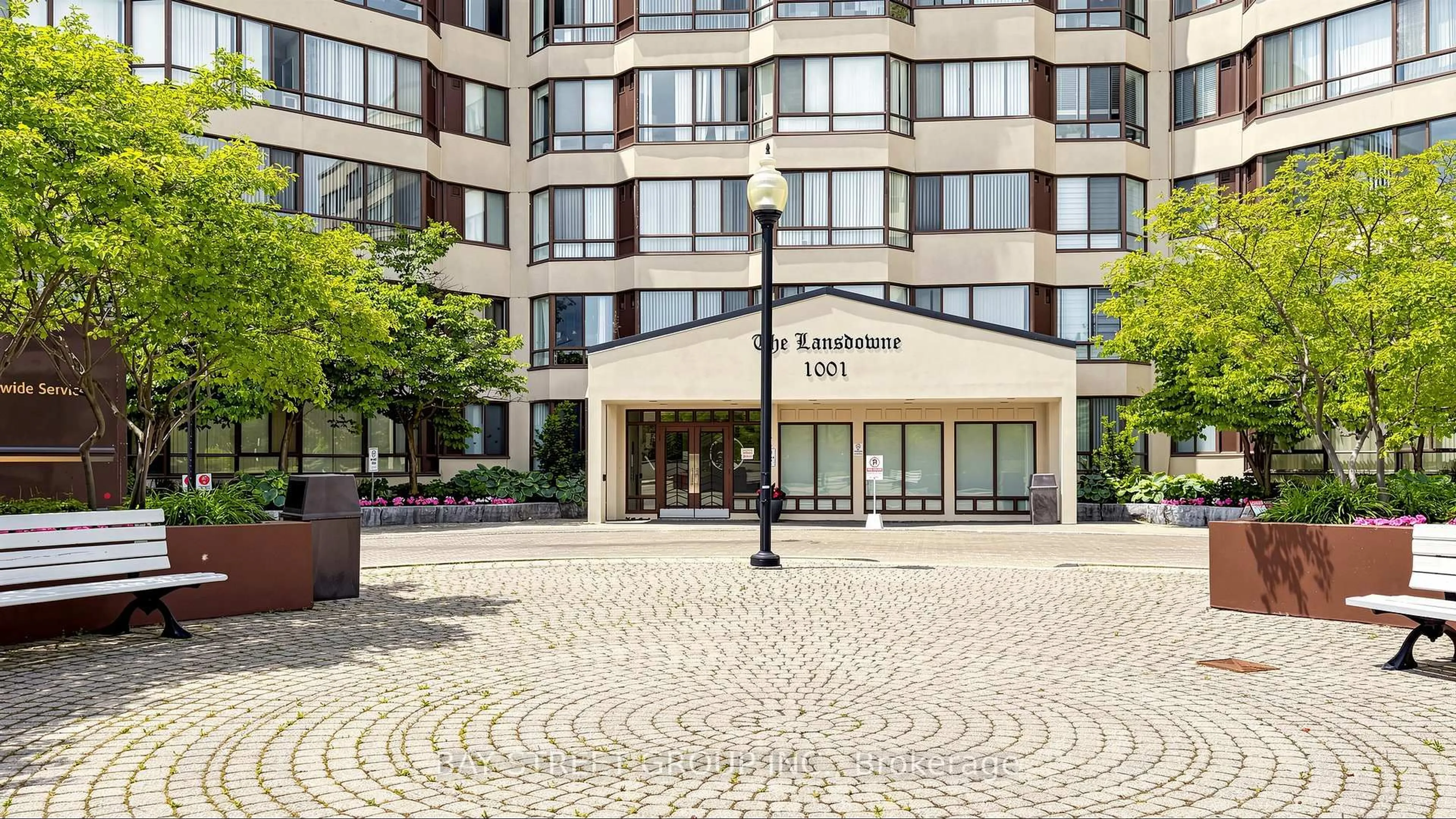 Unknown for 1001 Cedarglen Gate #PH 720, Mississauga Ontario L5C 4R2