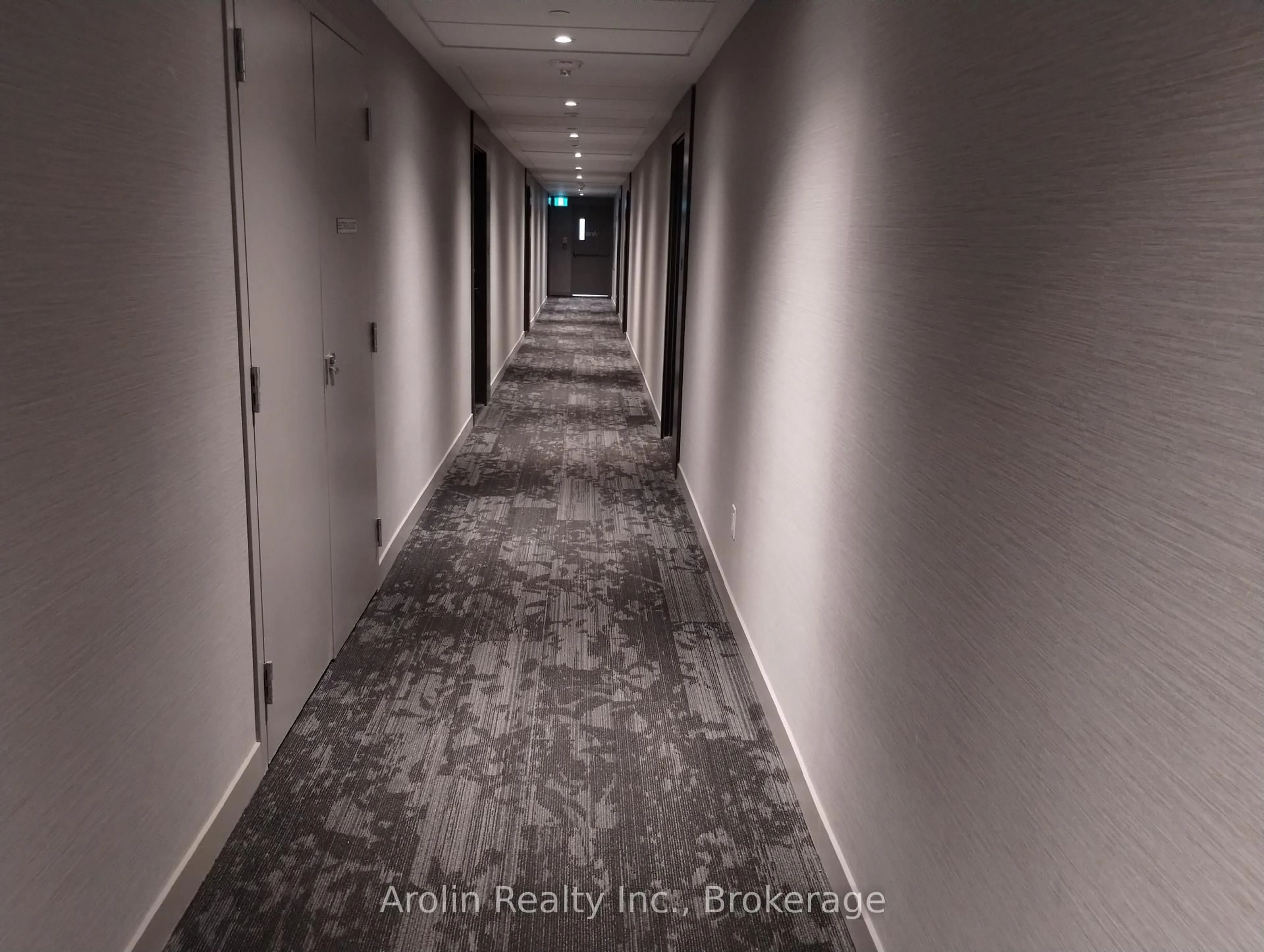 A pic of a room for 3005 Pine Glen Rd #403, Oakville Ontario L6M 5P5