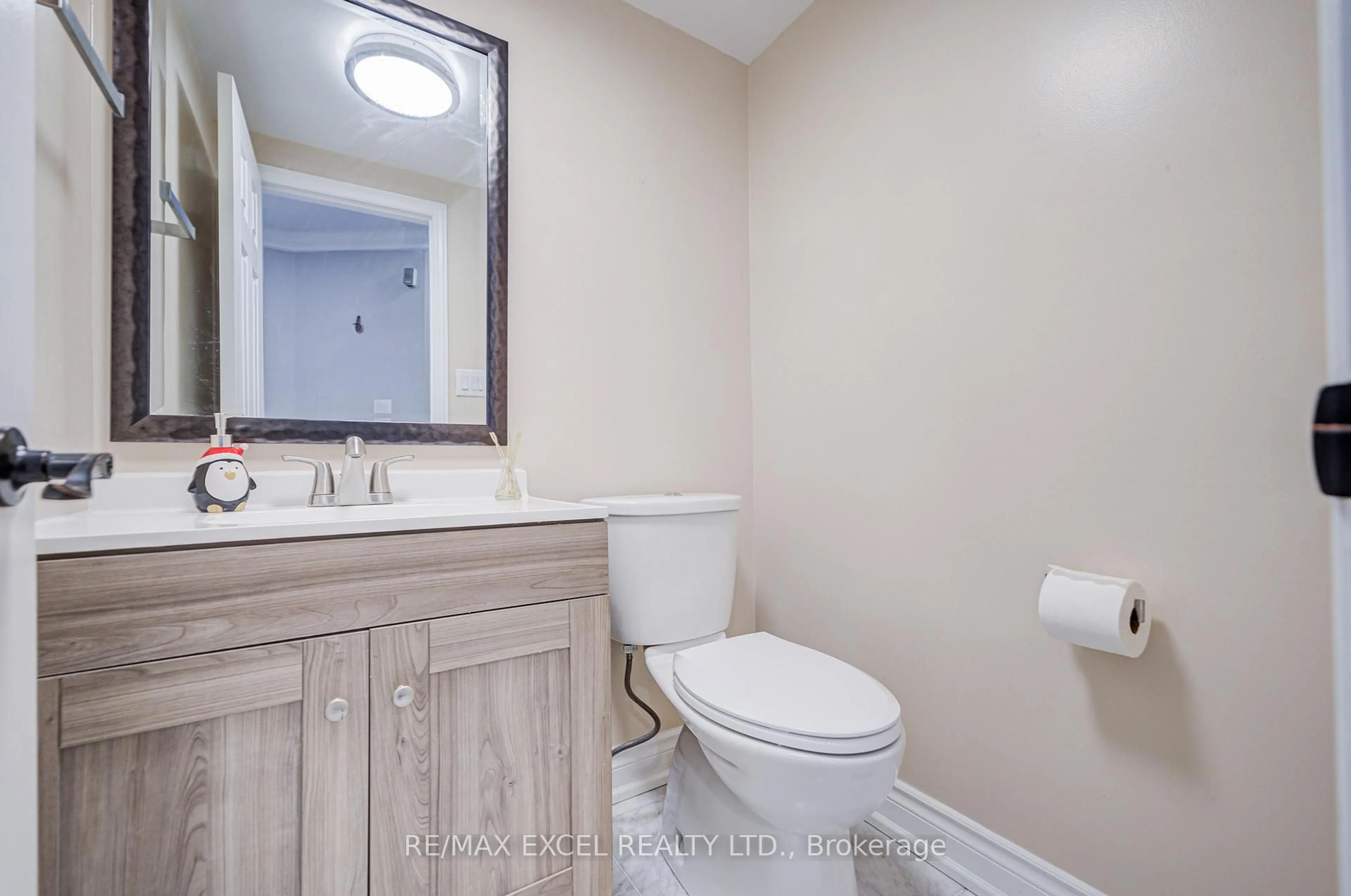Standard bathroom, unknown for 7025 Dunrobin Way, Mississauga Ontario L5N 6Y4