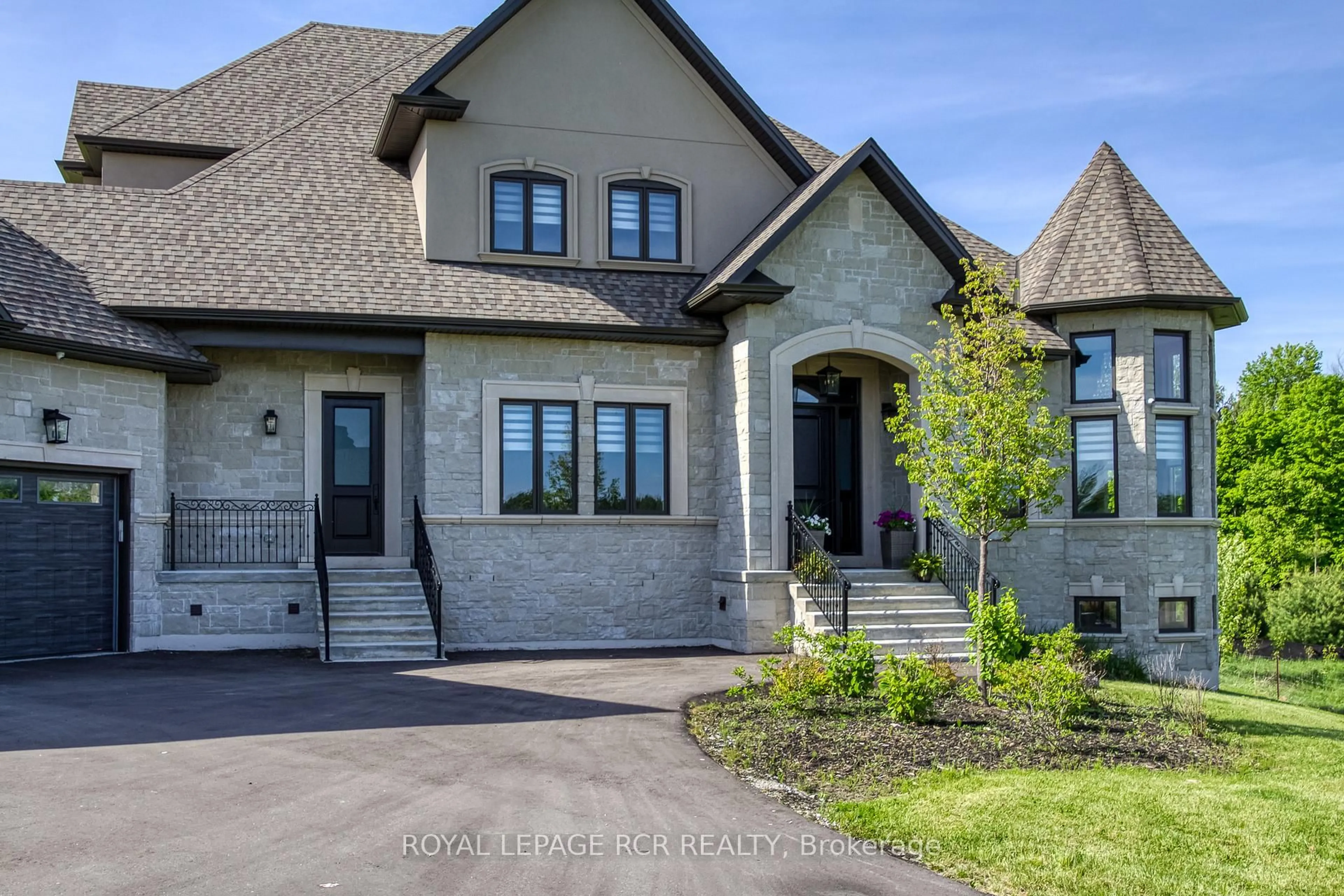 Home with brick exterior material, street for 166 Logan Rd, Caledon Ontario L7E 3P4