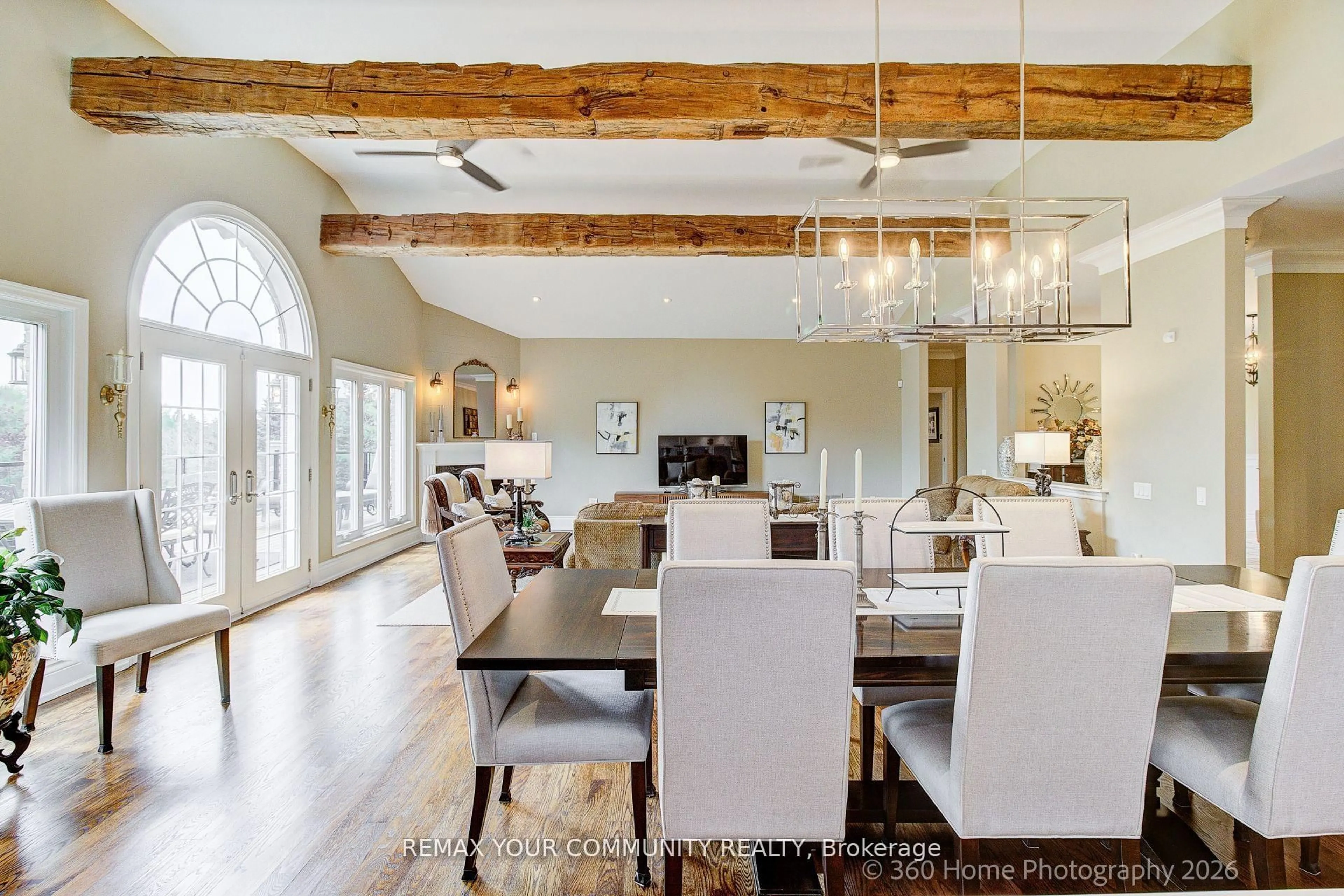 Dining room, unknown for 8 High Forest Crt, Caledon Ontario L7E 0B8