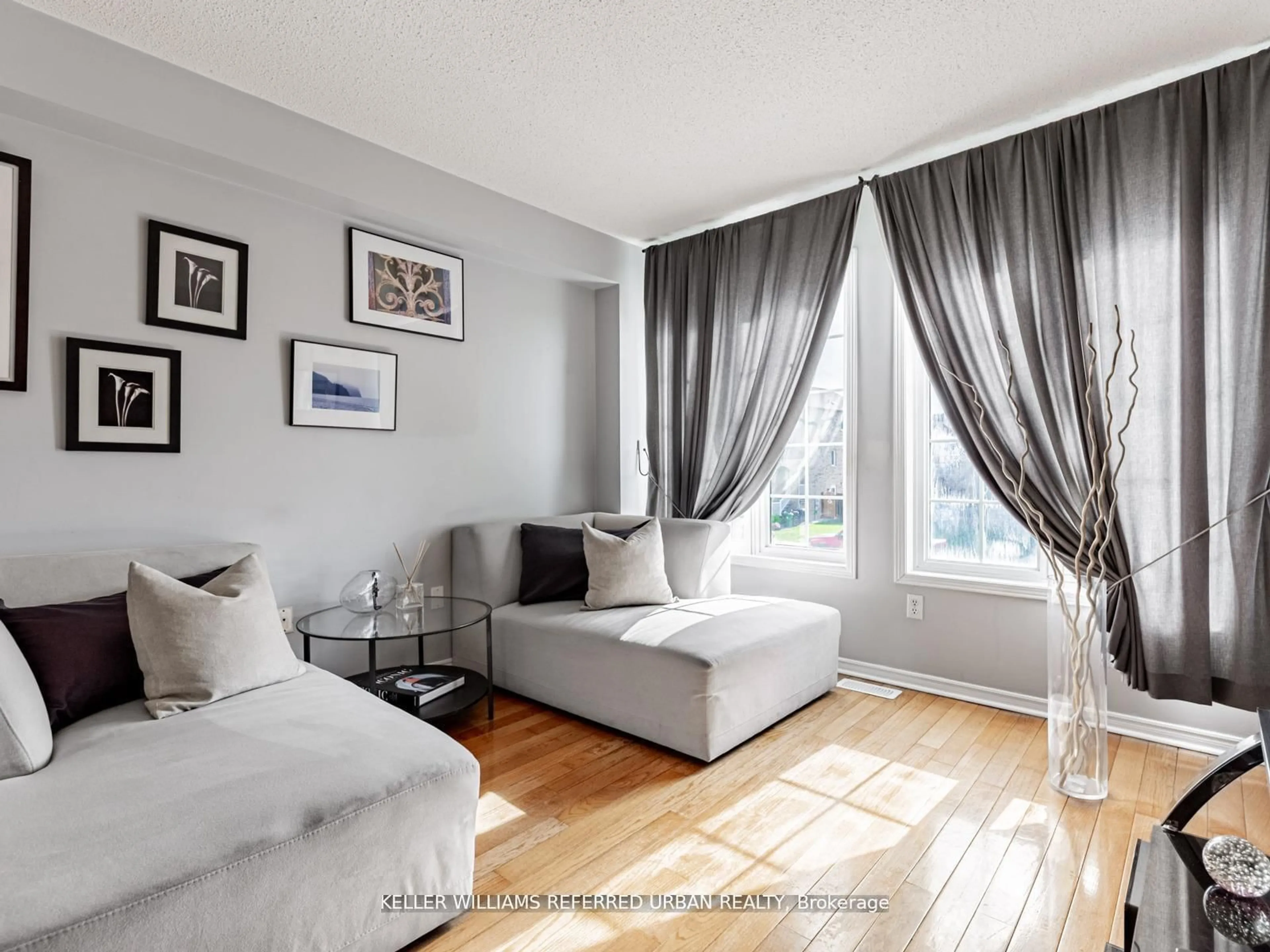 Living room with furniture, unknown for 219 Touchstone Dr, Toronto Ontario M6M 5J9