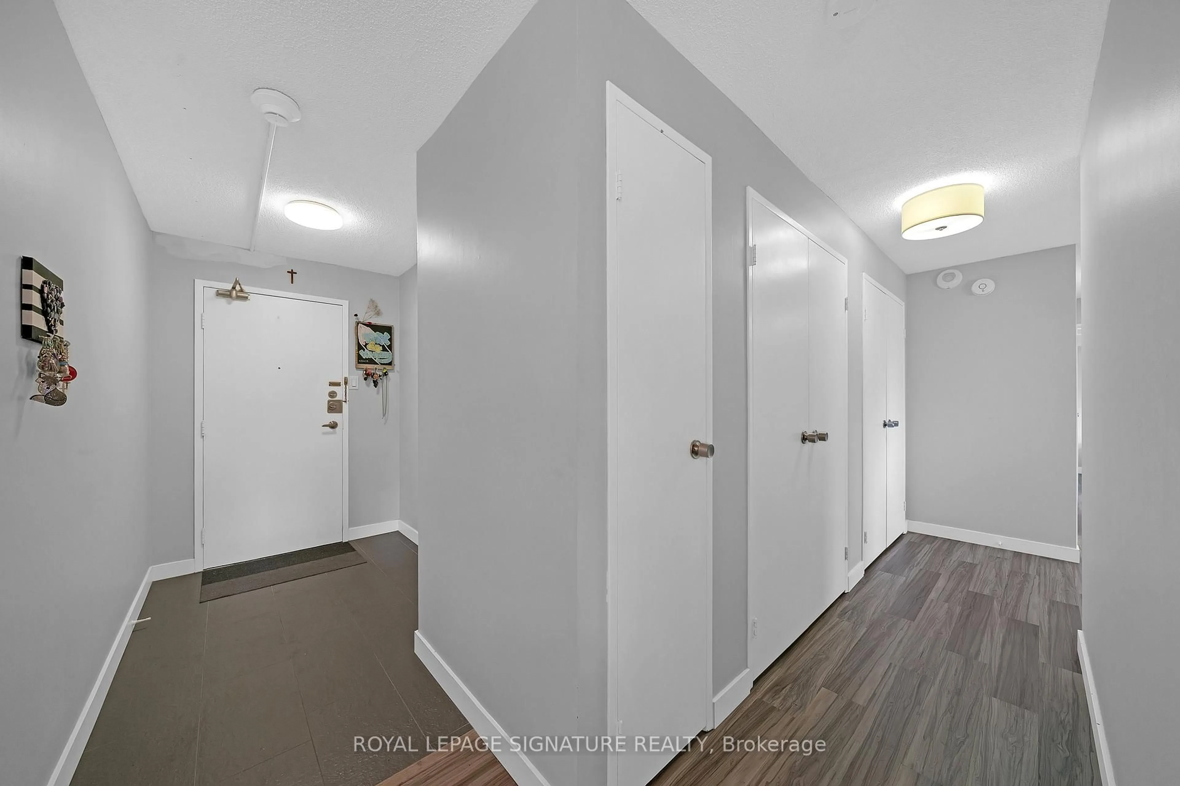 Unknown for 475 The West Mall #212, Toronto Ontario M9C 4Z3