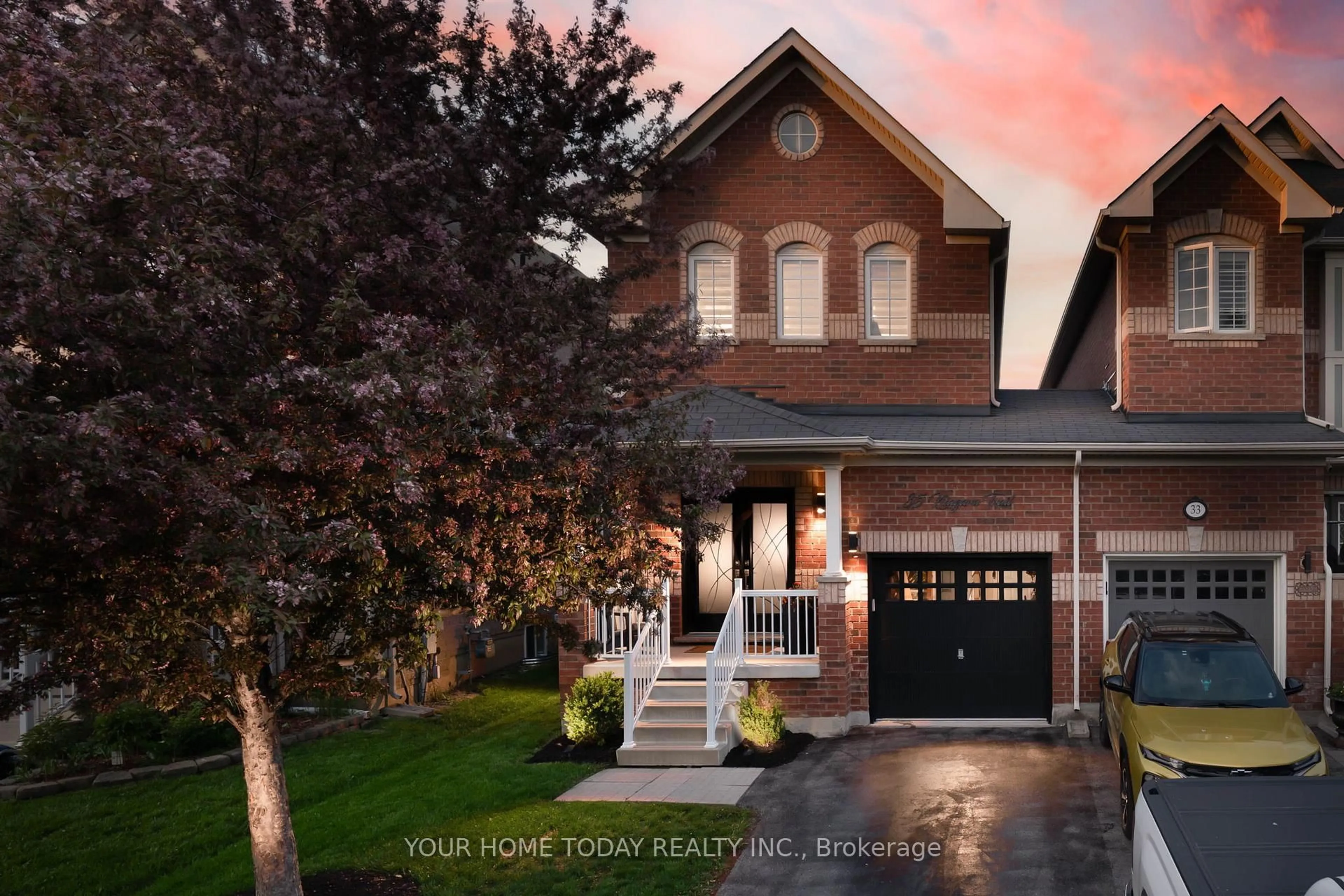 Home with brick exterior material, street for 35 Niagara Tr, Halton Hills Ontario L7G 0A9