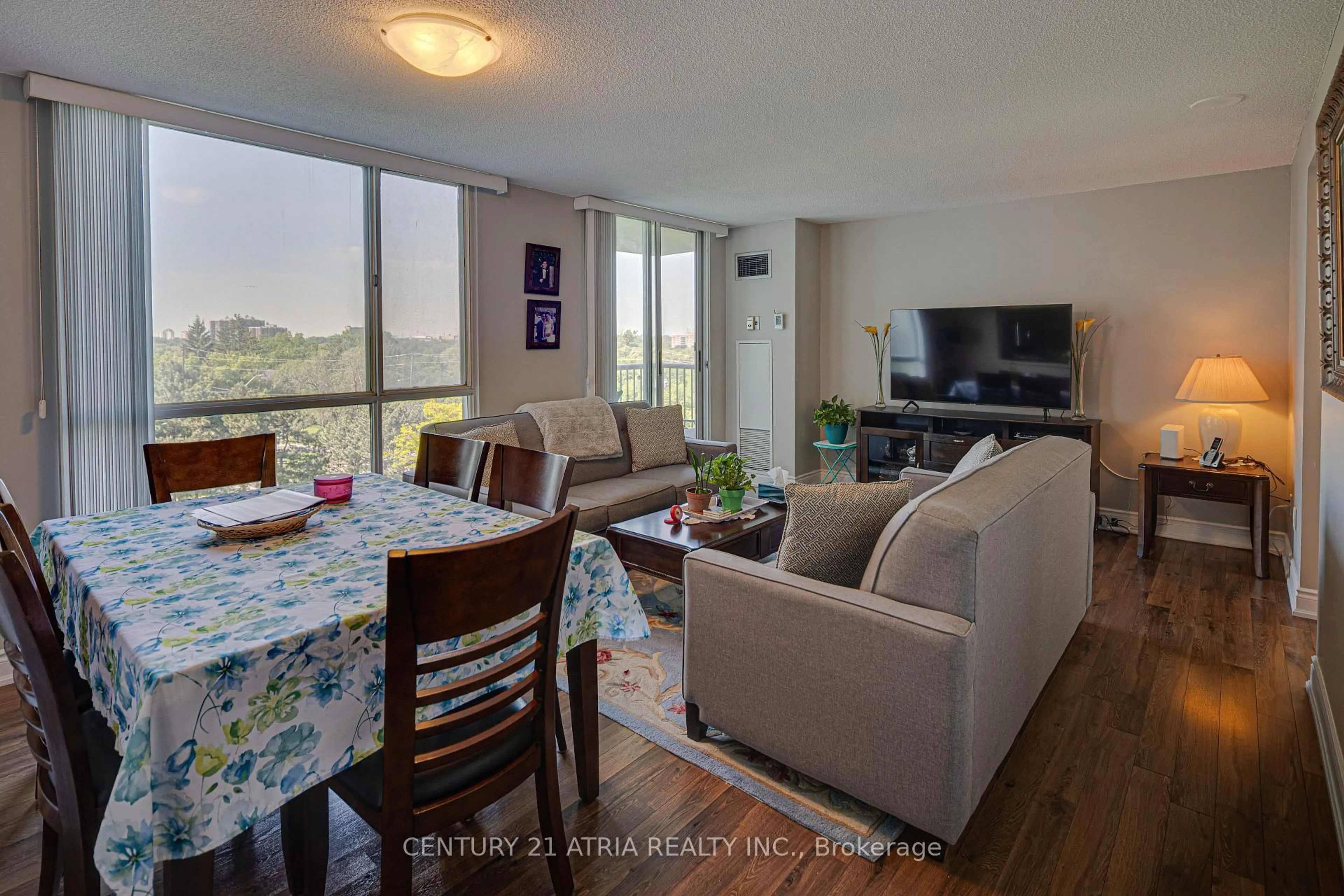 Living room with furniture, unknown for 3077 Weston Rd #606, Toronto Ontario M9M 3A1