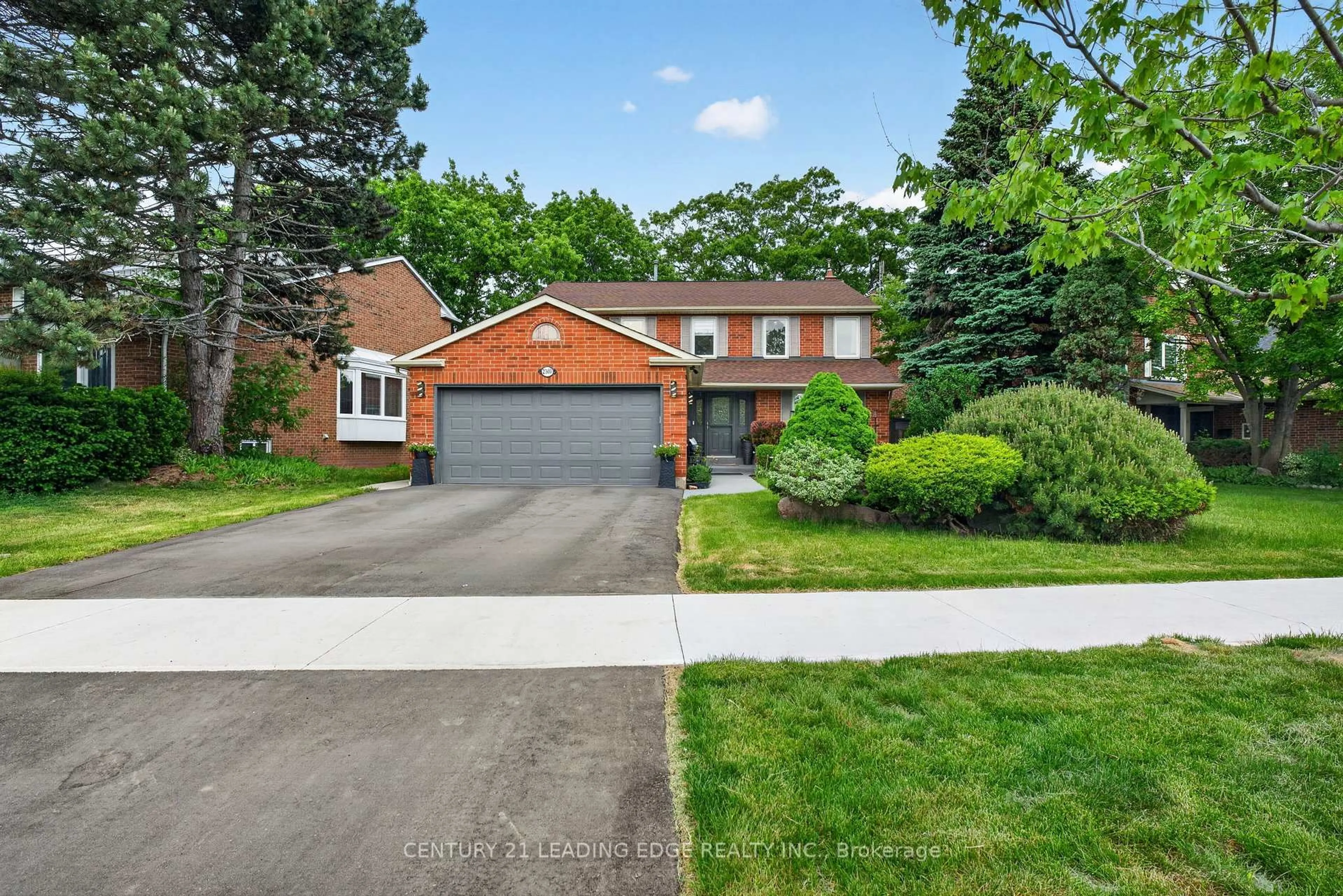 Home with brick exterior material, street for 2300 Folkway Dr, Mississauga Ontario L5L 3B6
