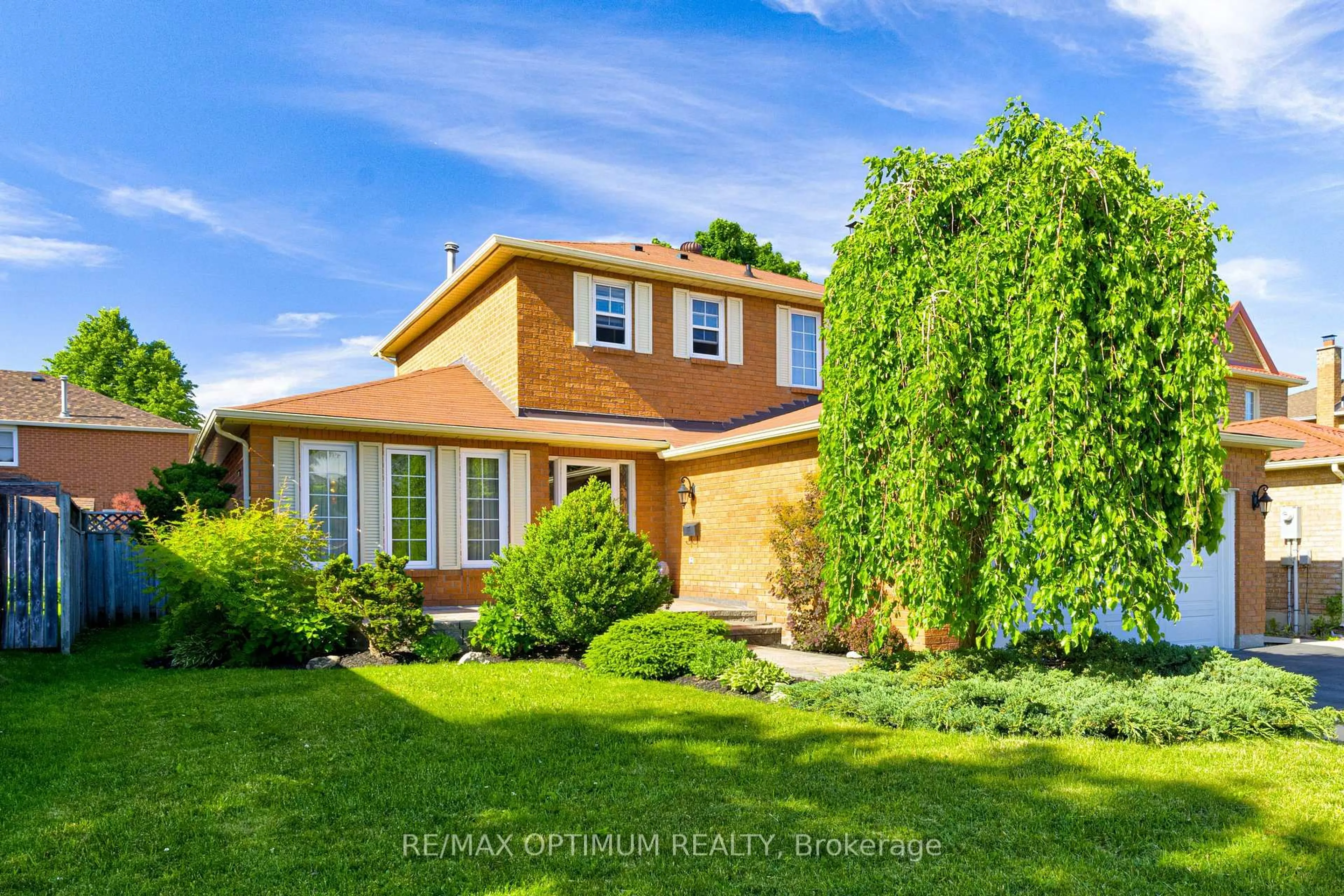 Home with brick exterior material, street for 33 Corkett Dr, Brampton Ontario L6X 3G1