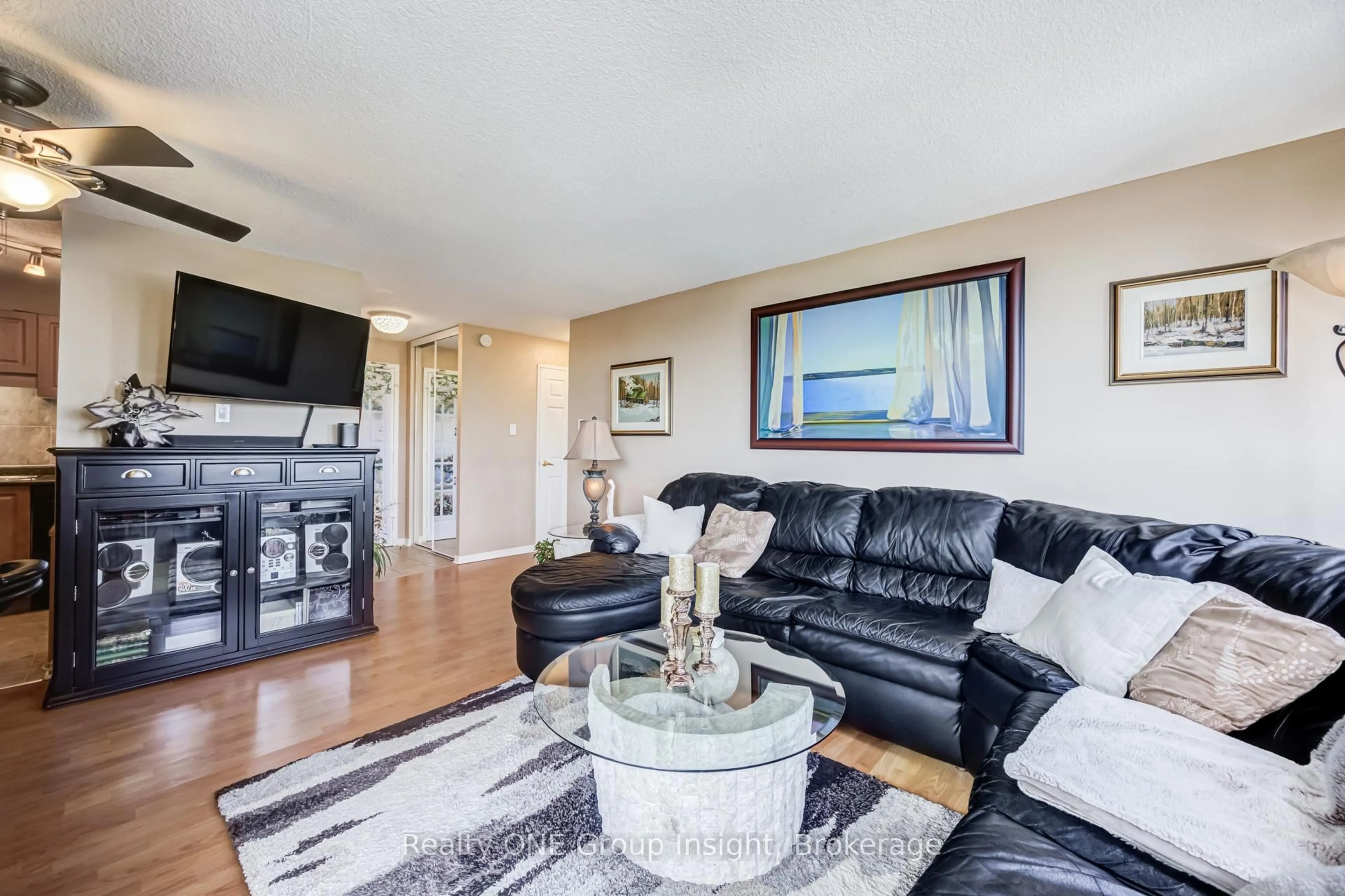 Living room with furniture, unknown for 2900 Battleford Rd #516, Mississauga Ontario L5N 2V9