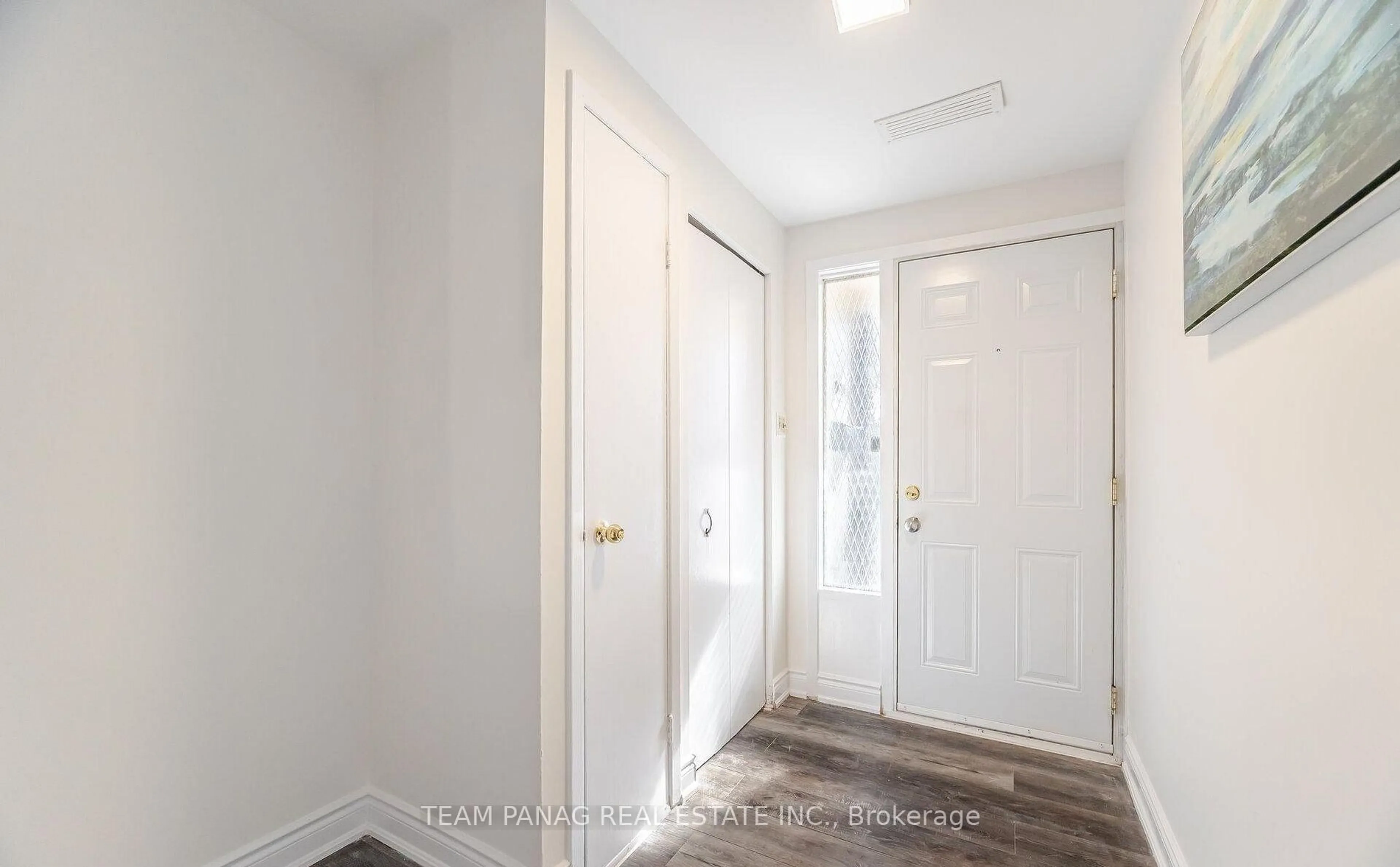 Indoor entryway for 38 Eden Park, Brampton Ontario L6T 3A5