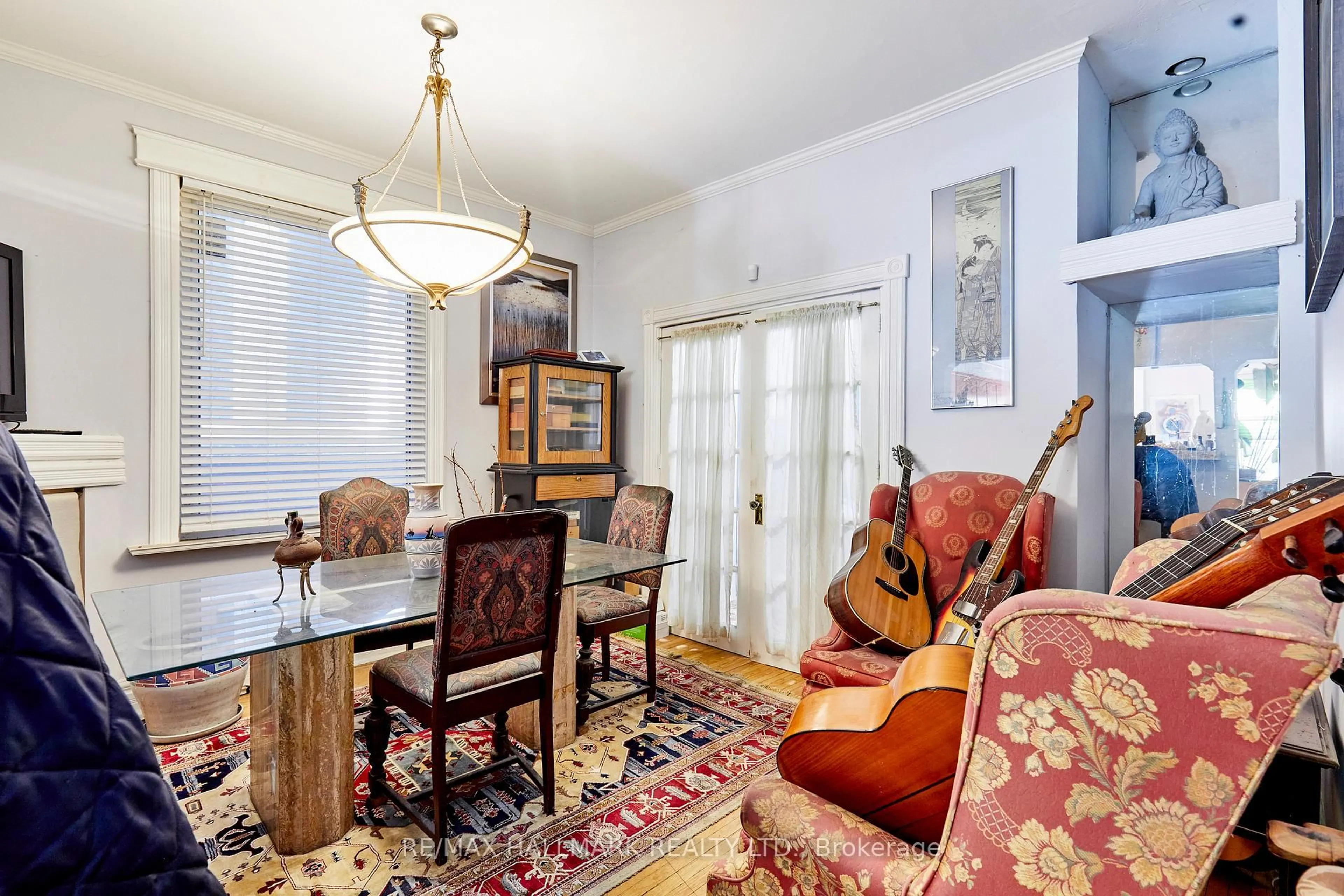 Dining room, unknown for 837 Gladstone Ave, Toronto Ontario M6H 3J7