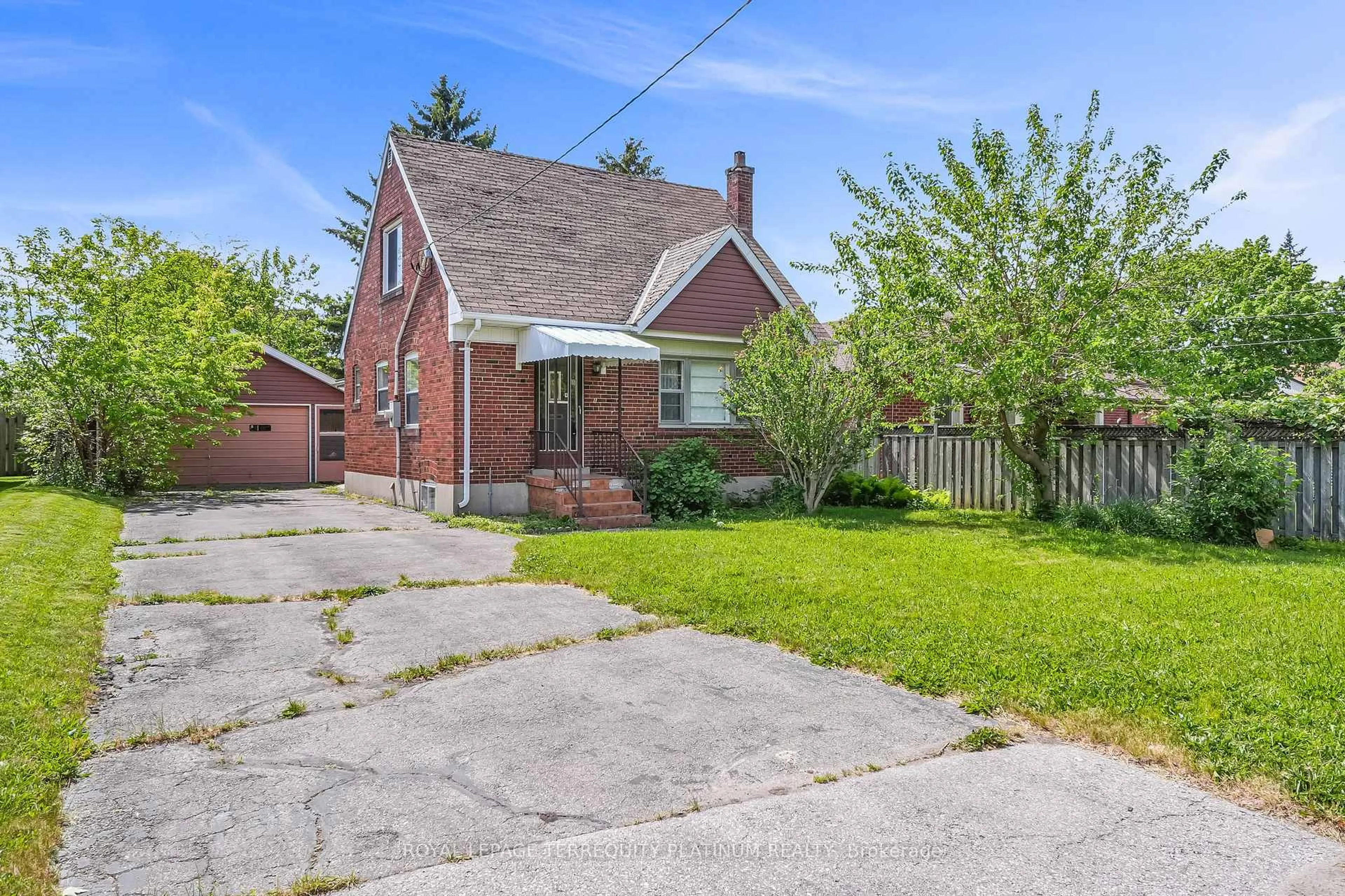 Home with brick exterior material, street for 4 Sunray Cres, Toronto Ontario M3M 2C5
